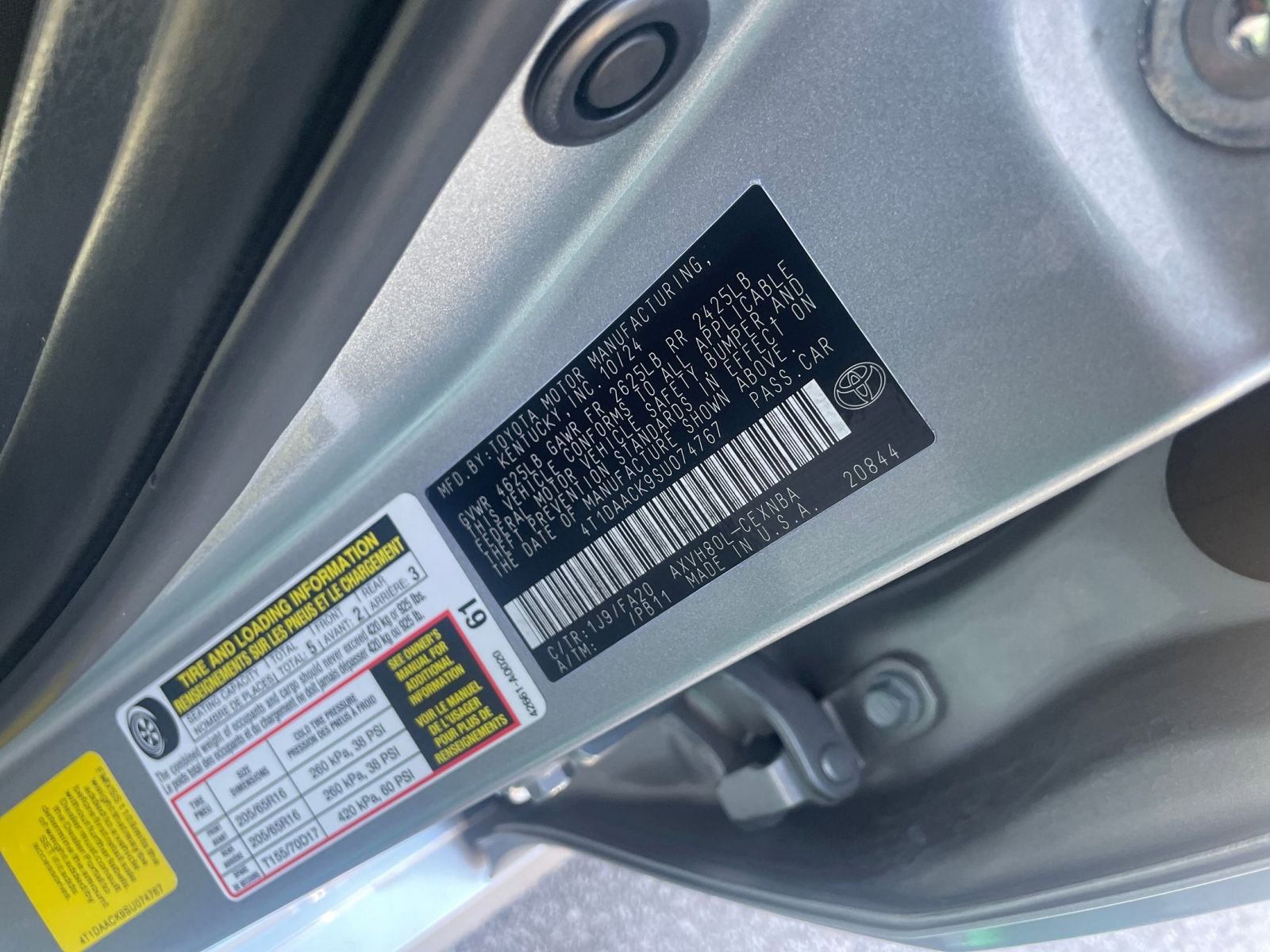 Thumbnail: 2025 Toyota Camry - 27