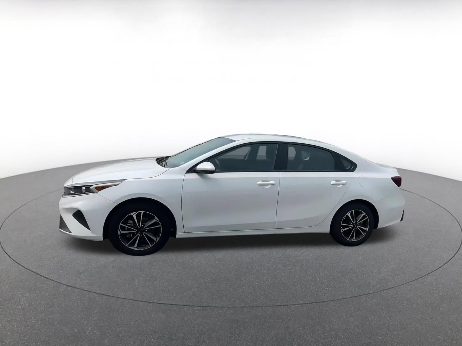 2024 Kia Forte LXS 7