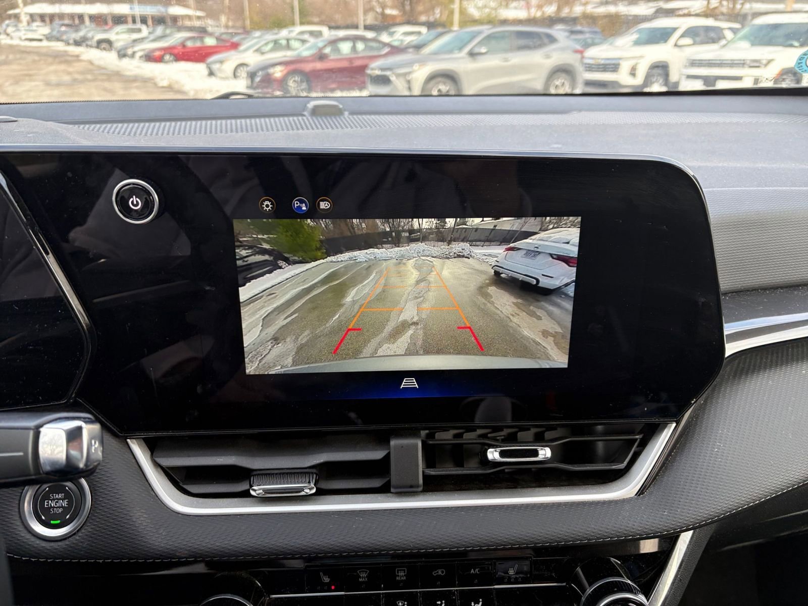 Thumbnail: 2025 Chevrolet Equinox - 17