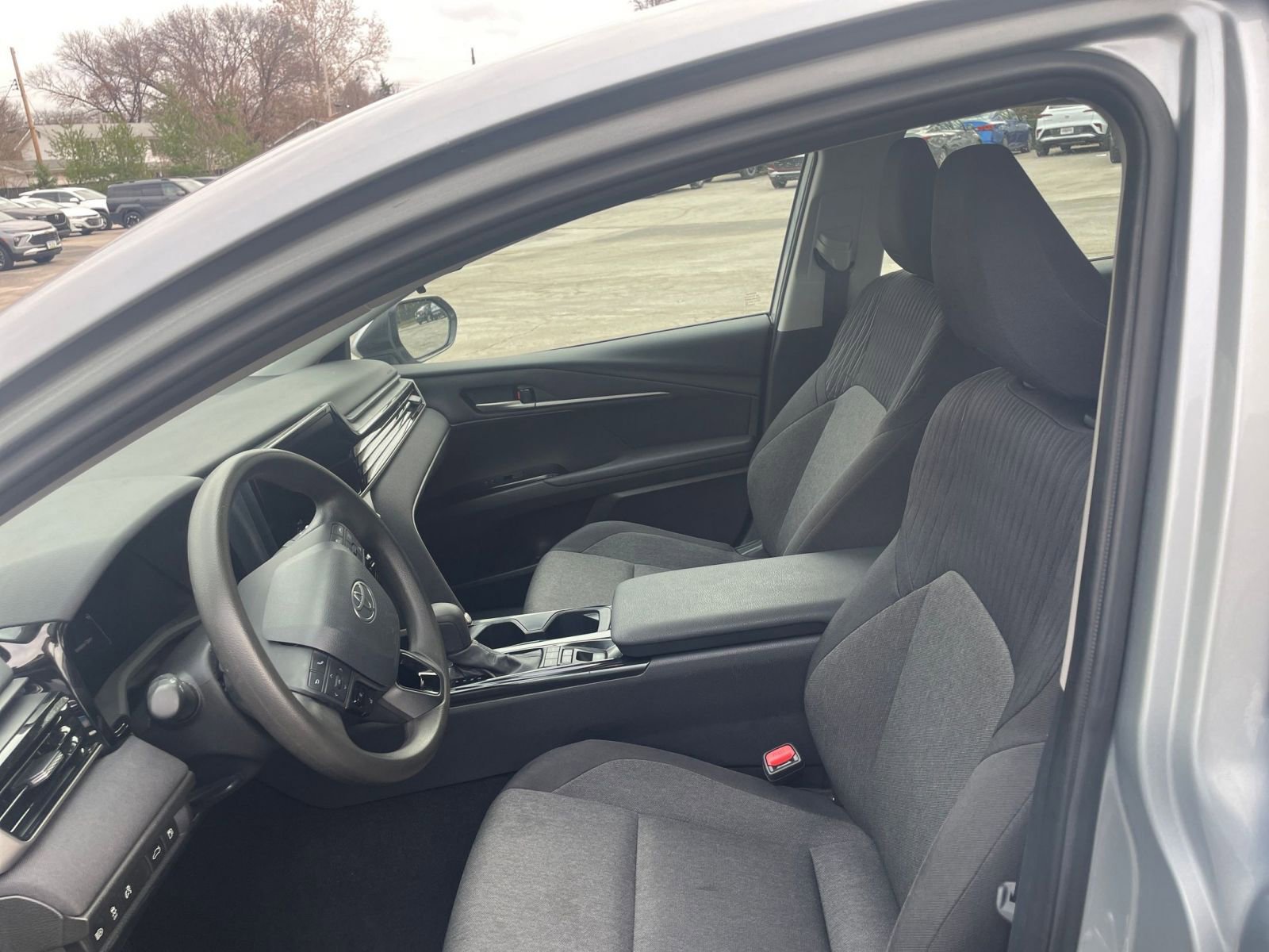 Thumbnail: 2025 Toyota Camry - 24