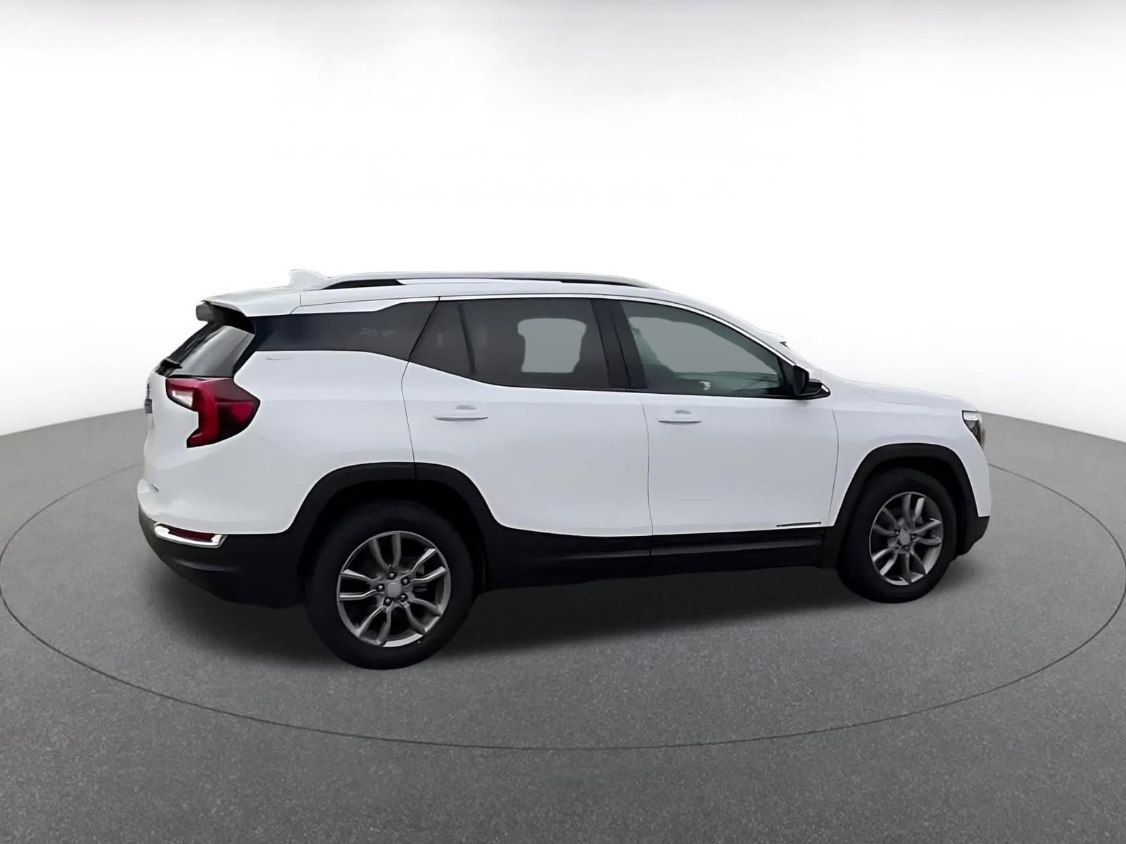 Thumbnail: 2024 GMC Terrain - 15