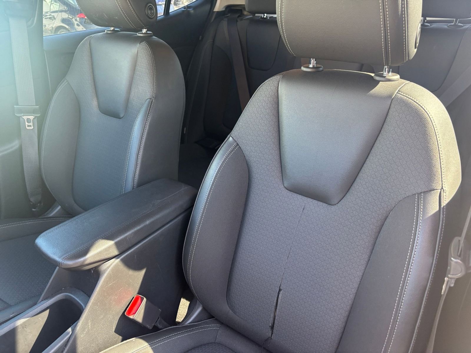 Thumbnail: 2025 Buick Encore GX - 35