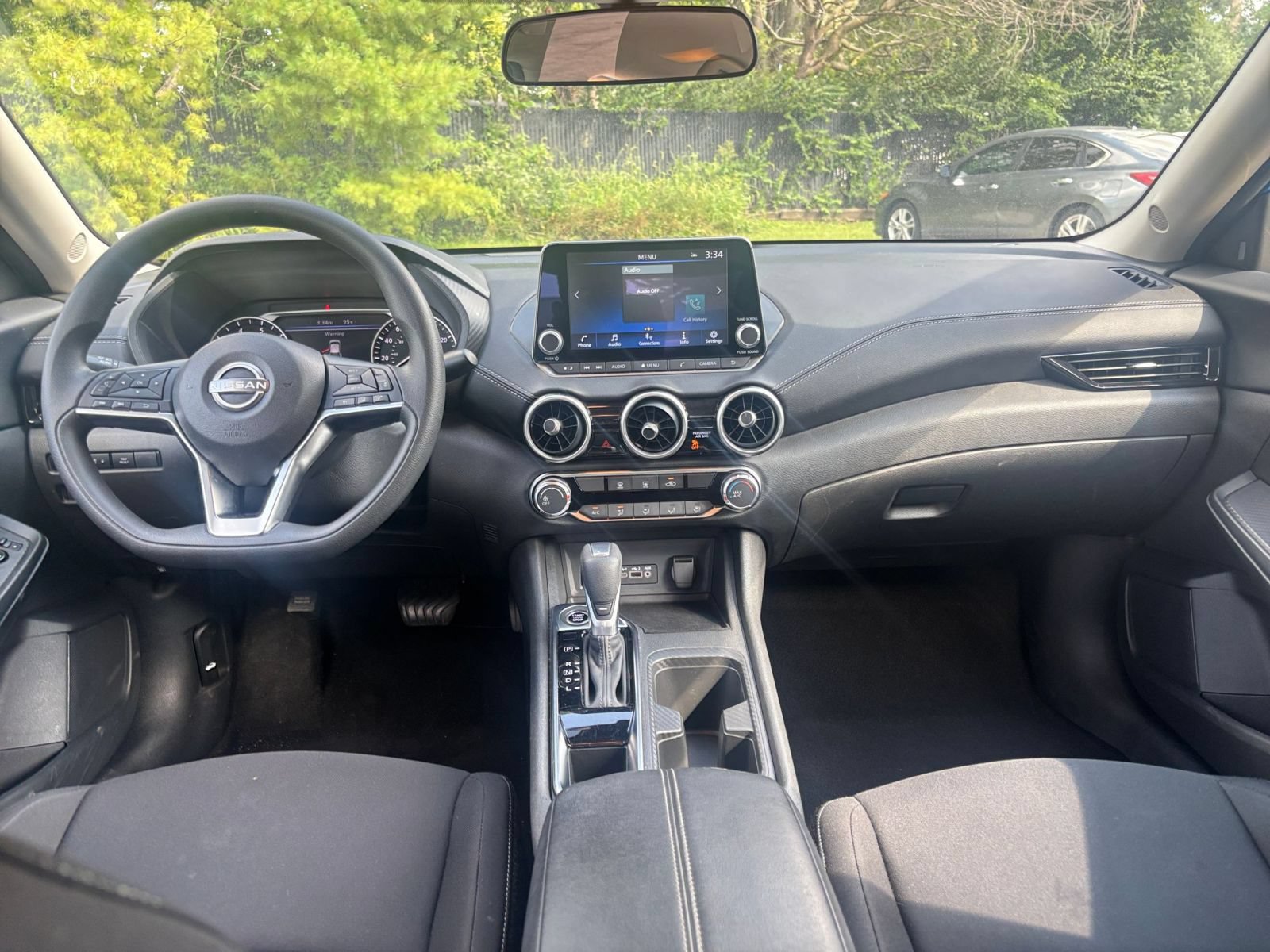 Thumbnail: 2025 Nissan Sentra - 31