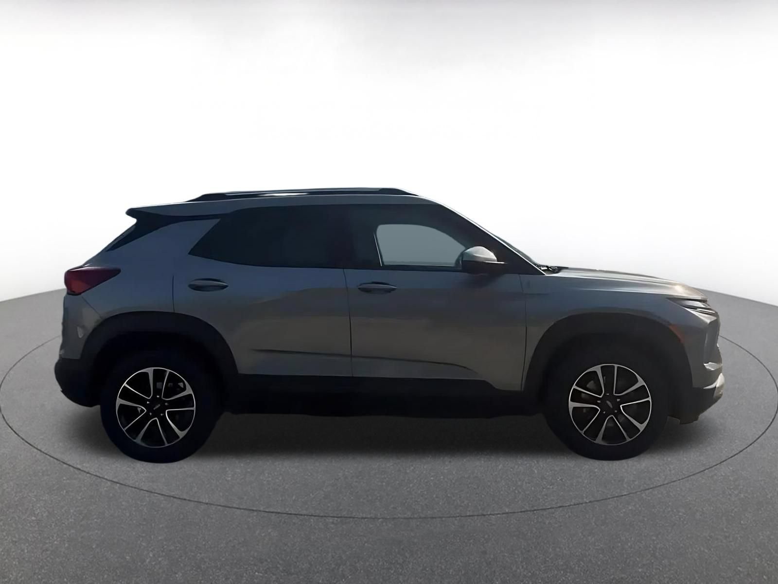 Thumbnail: 2025 Chevrolet TrailBlazer - 13