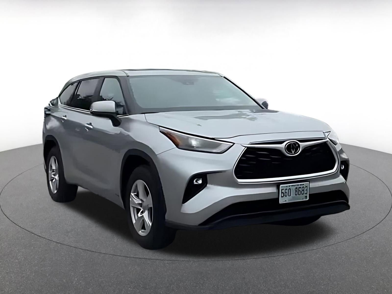 Thumbnail: 2025 Toyota Highlander - 3