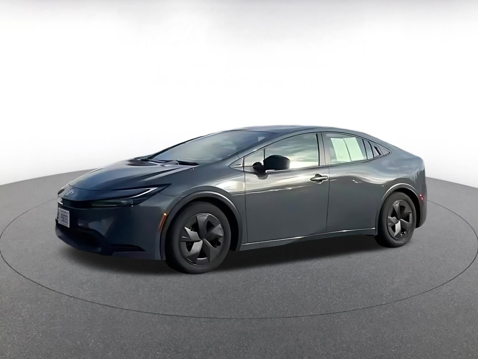 Thumbnail: 2025 Toyota Prius - 4