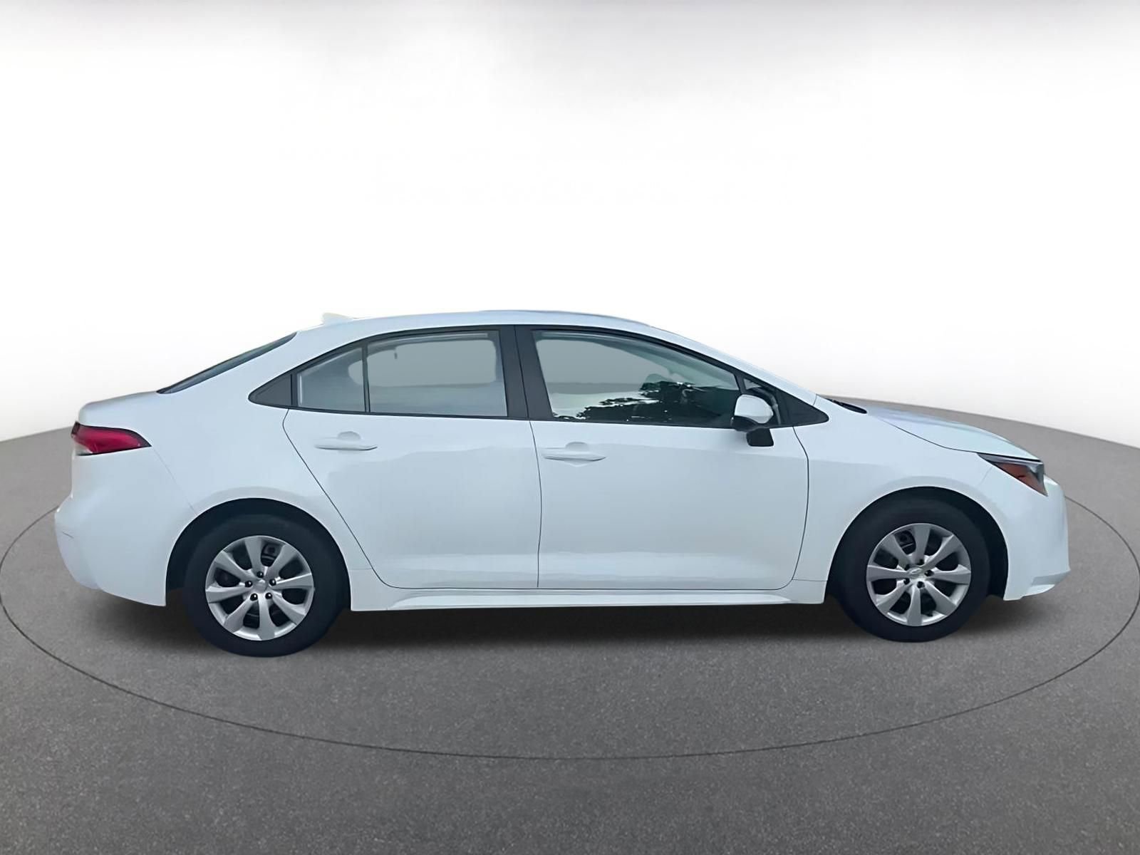 Thumbnail: 2025 Toyota Corolla - 16