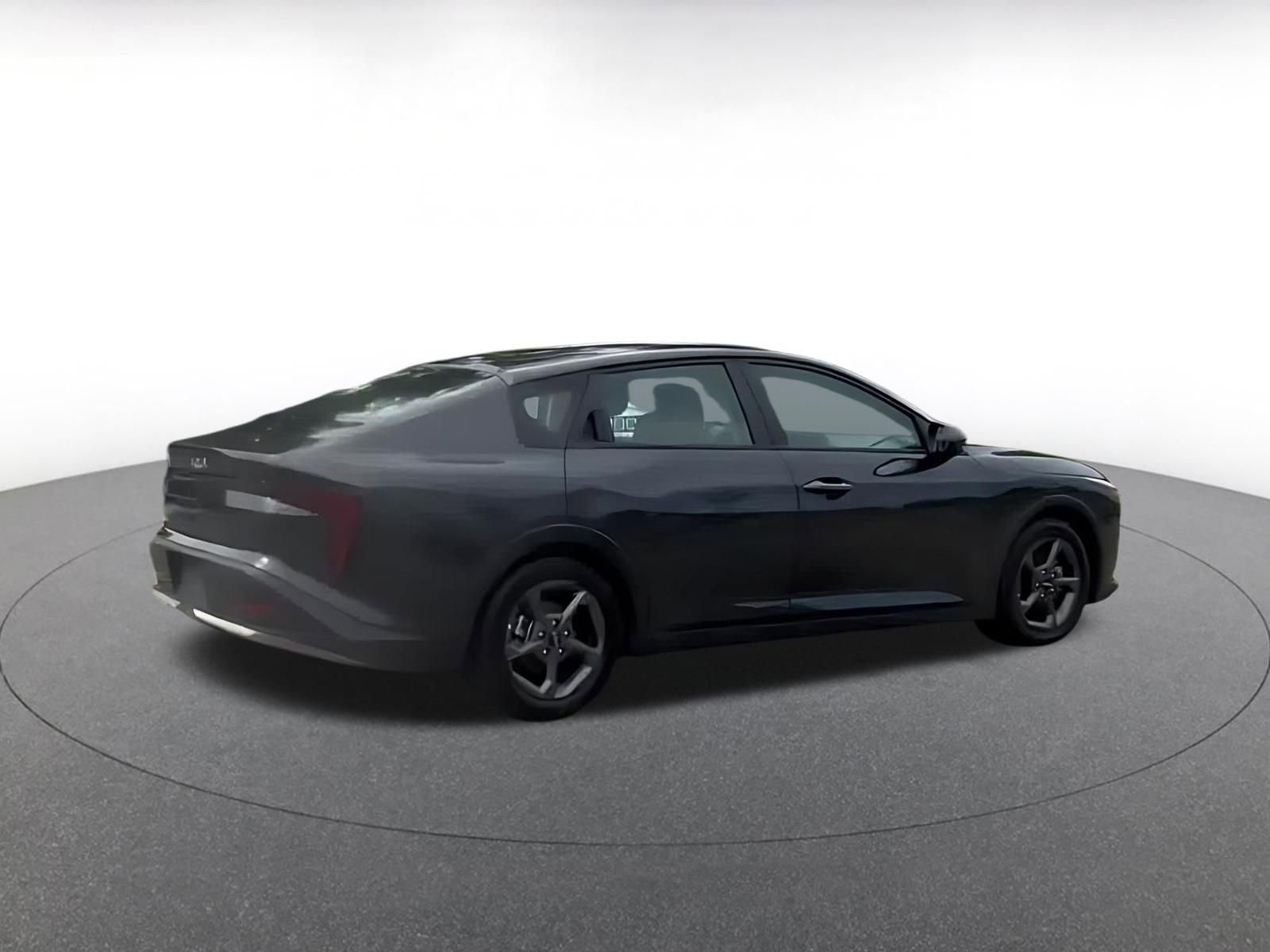 Thumbnail: 2025 Kia K4 - 10