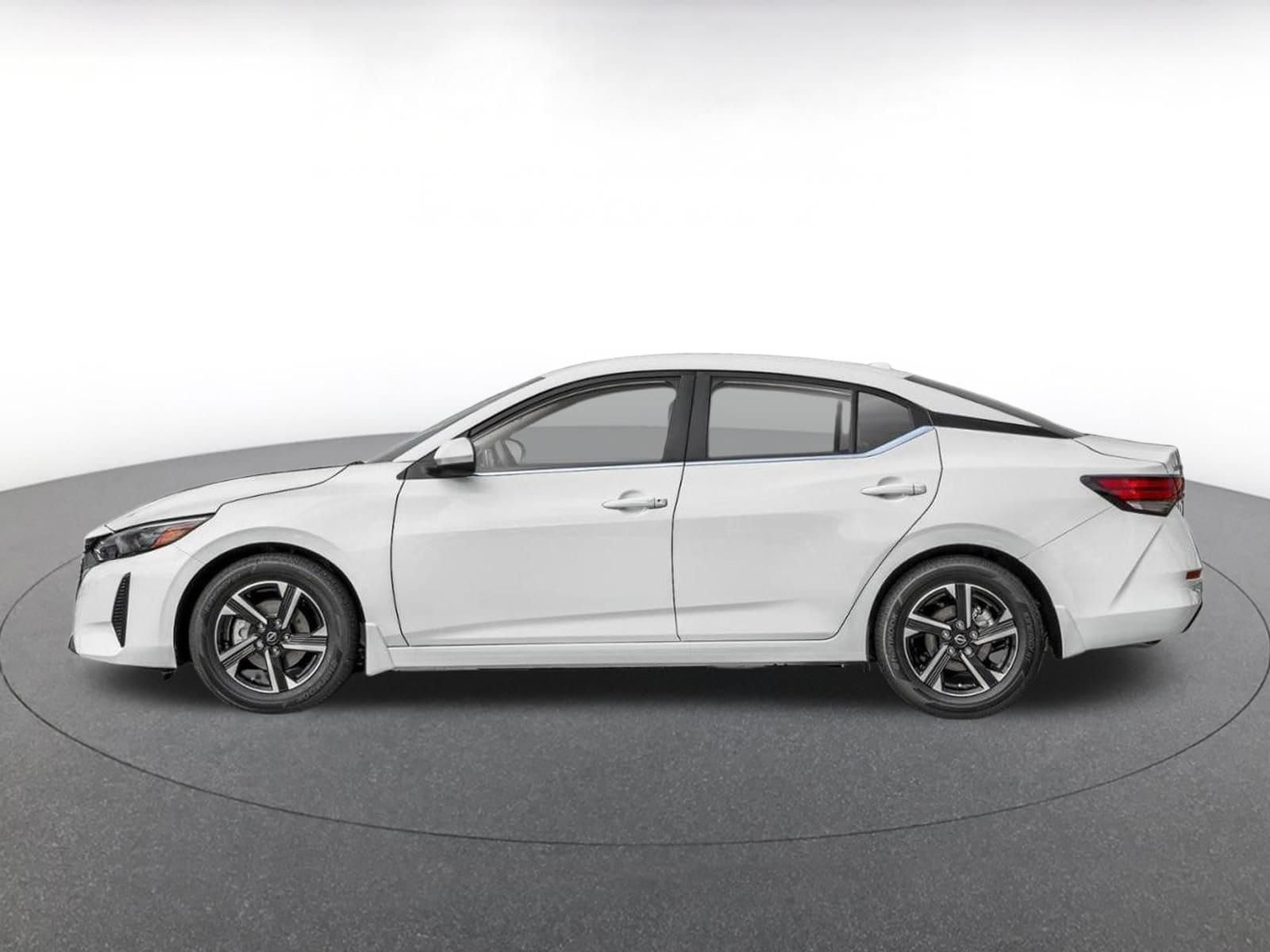 Thumbnail: 2025 Nissan Sentra - 3