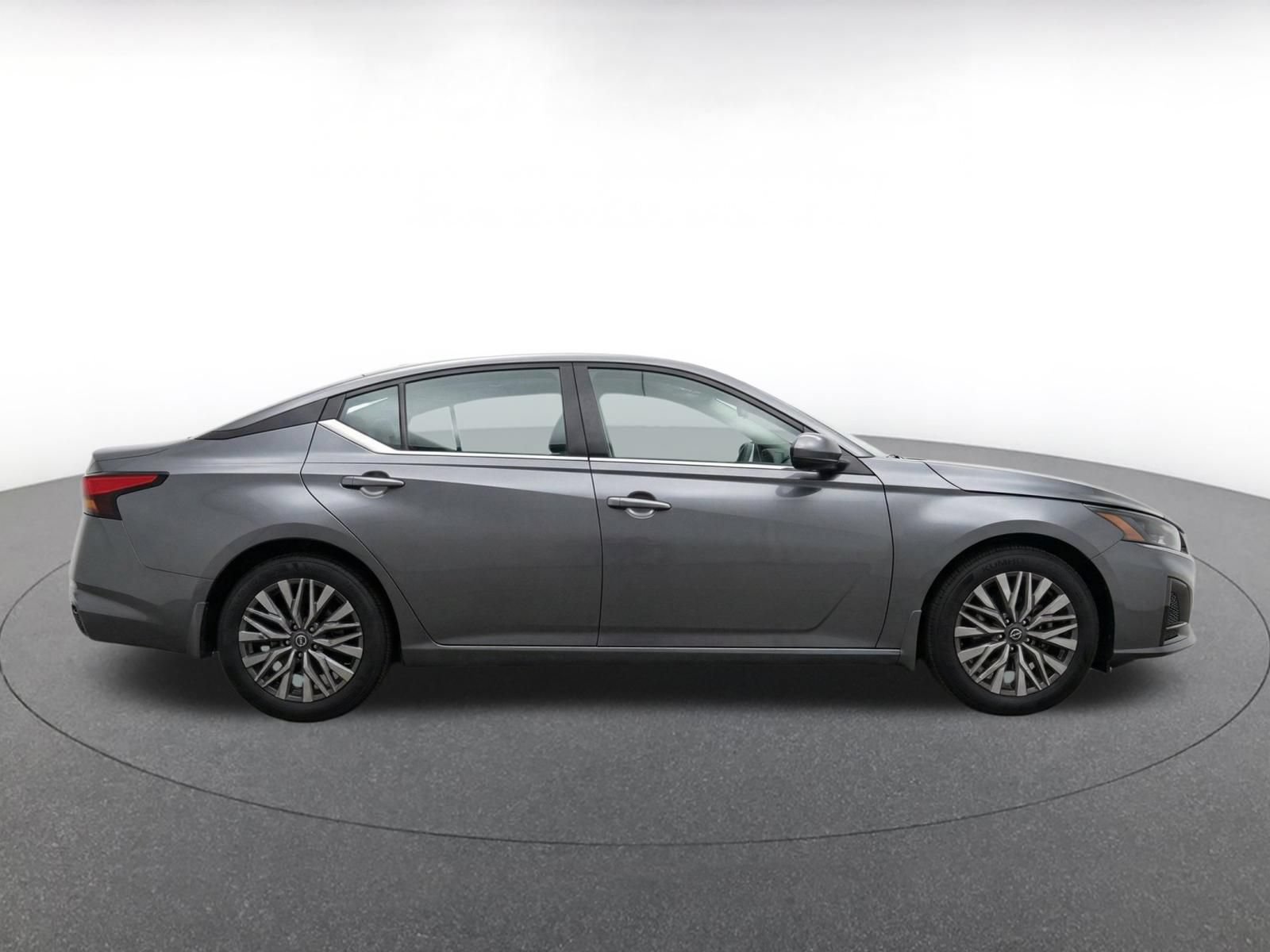 Thumbnail: 2025 Nissan Altima - 13