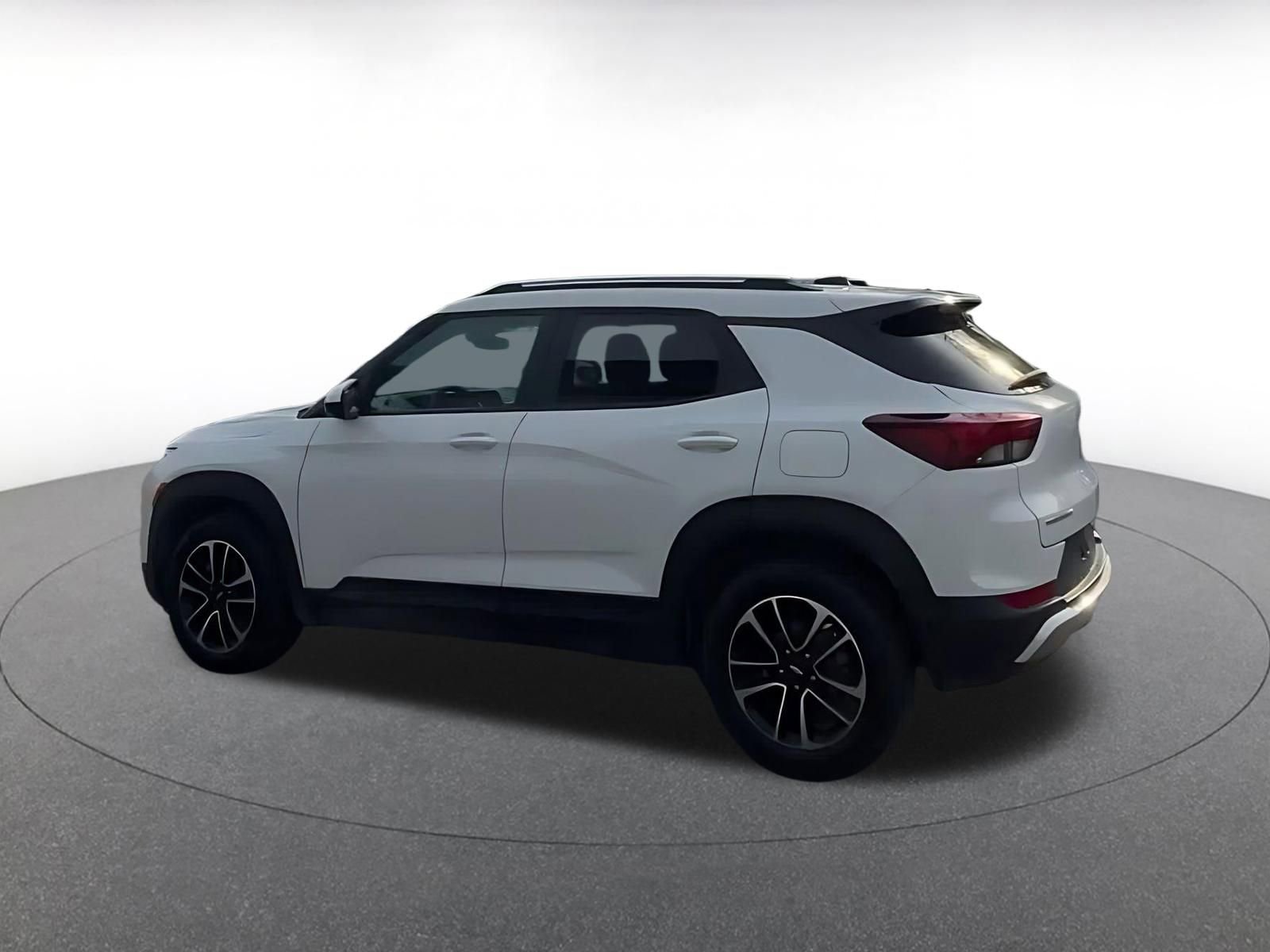 Thumbnail: 2025 Chevrolet TrailBlazer - 10