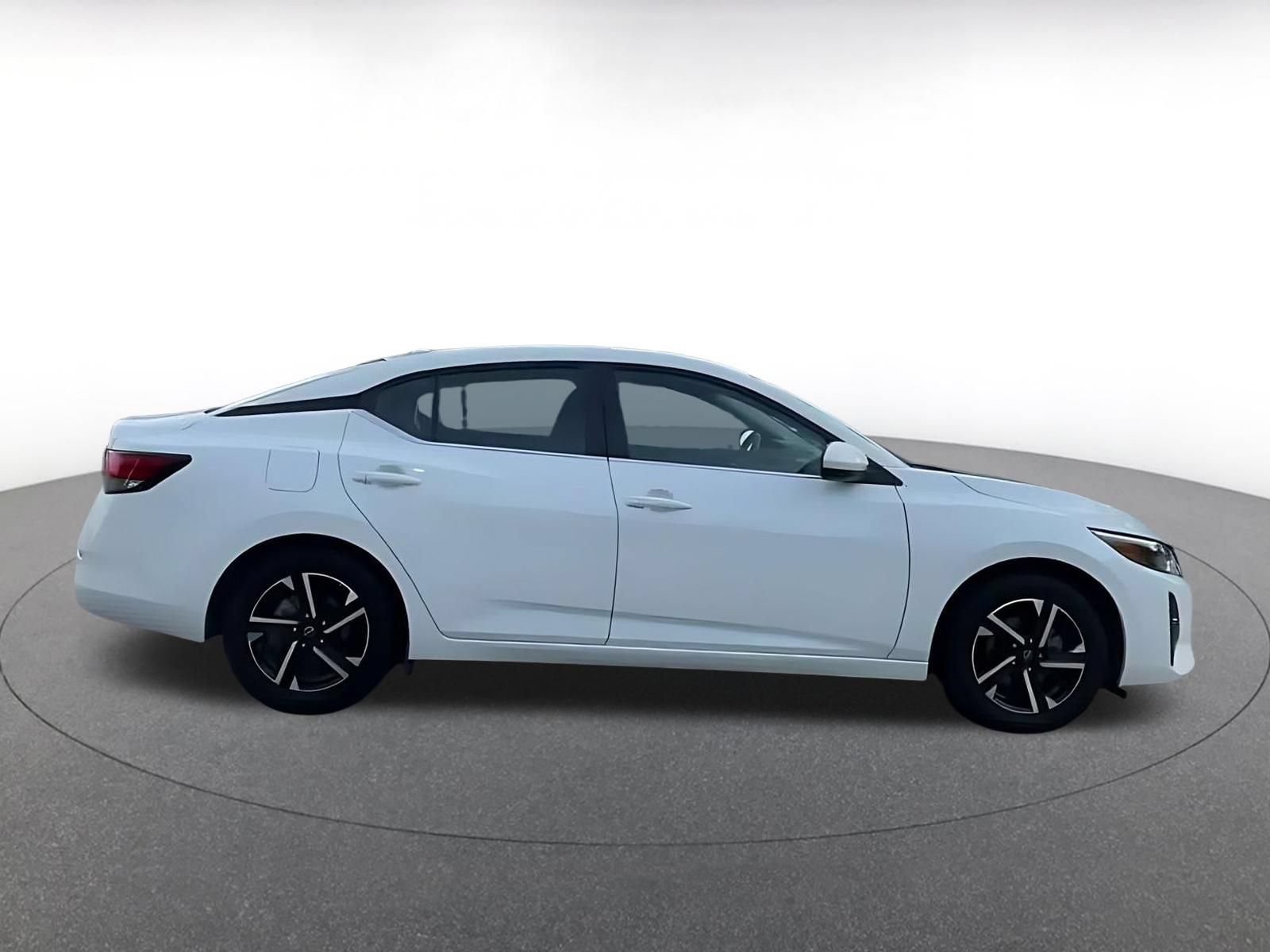 Thumbnail: 2025 Nissan Sentra - 15