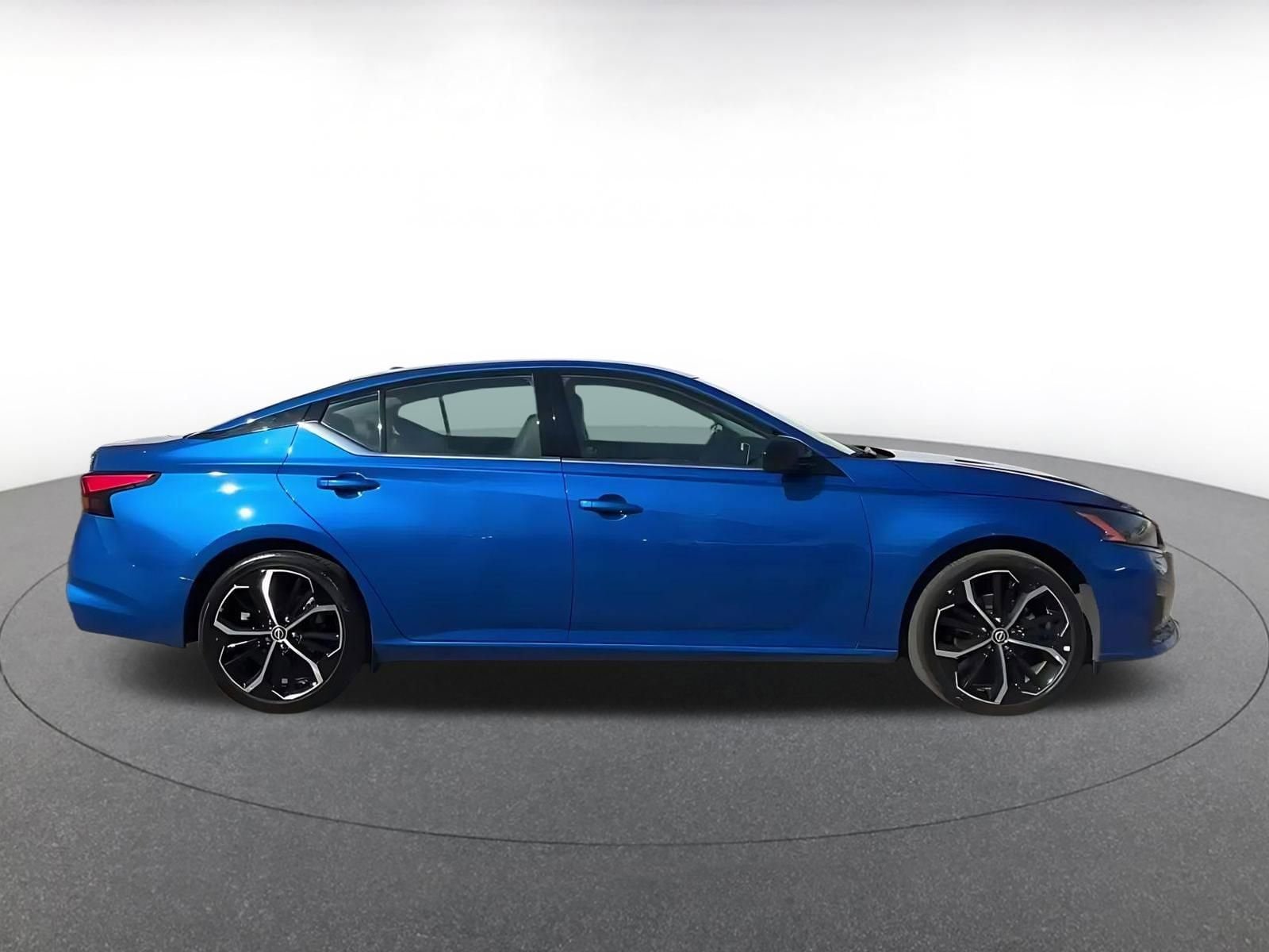 Thumbnail: 2025 Nissan Altima - 15
