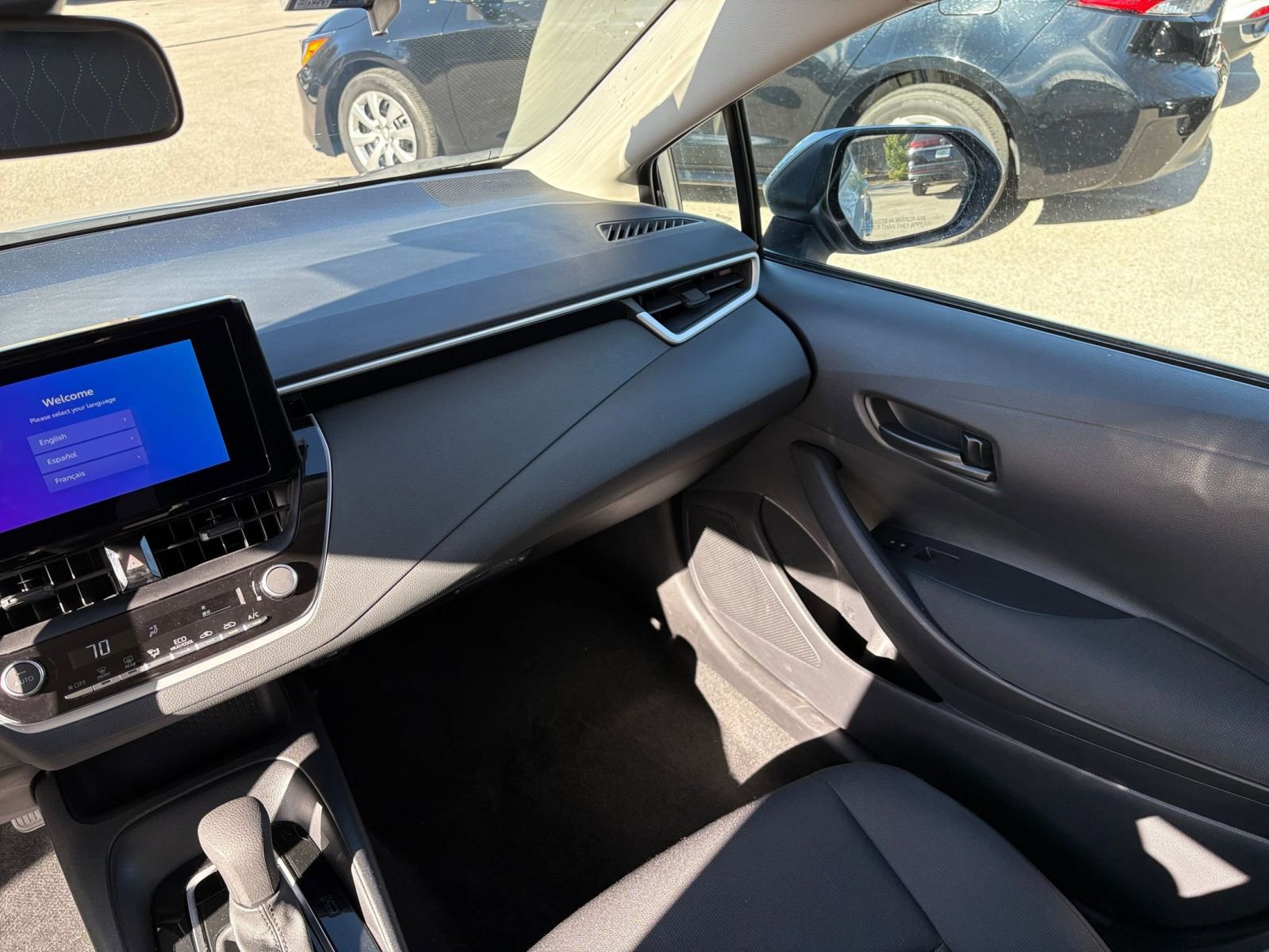 Thumbnail: 2025 Toyota Corolla - 33