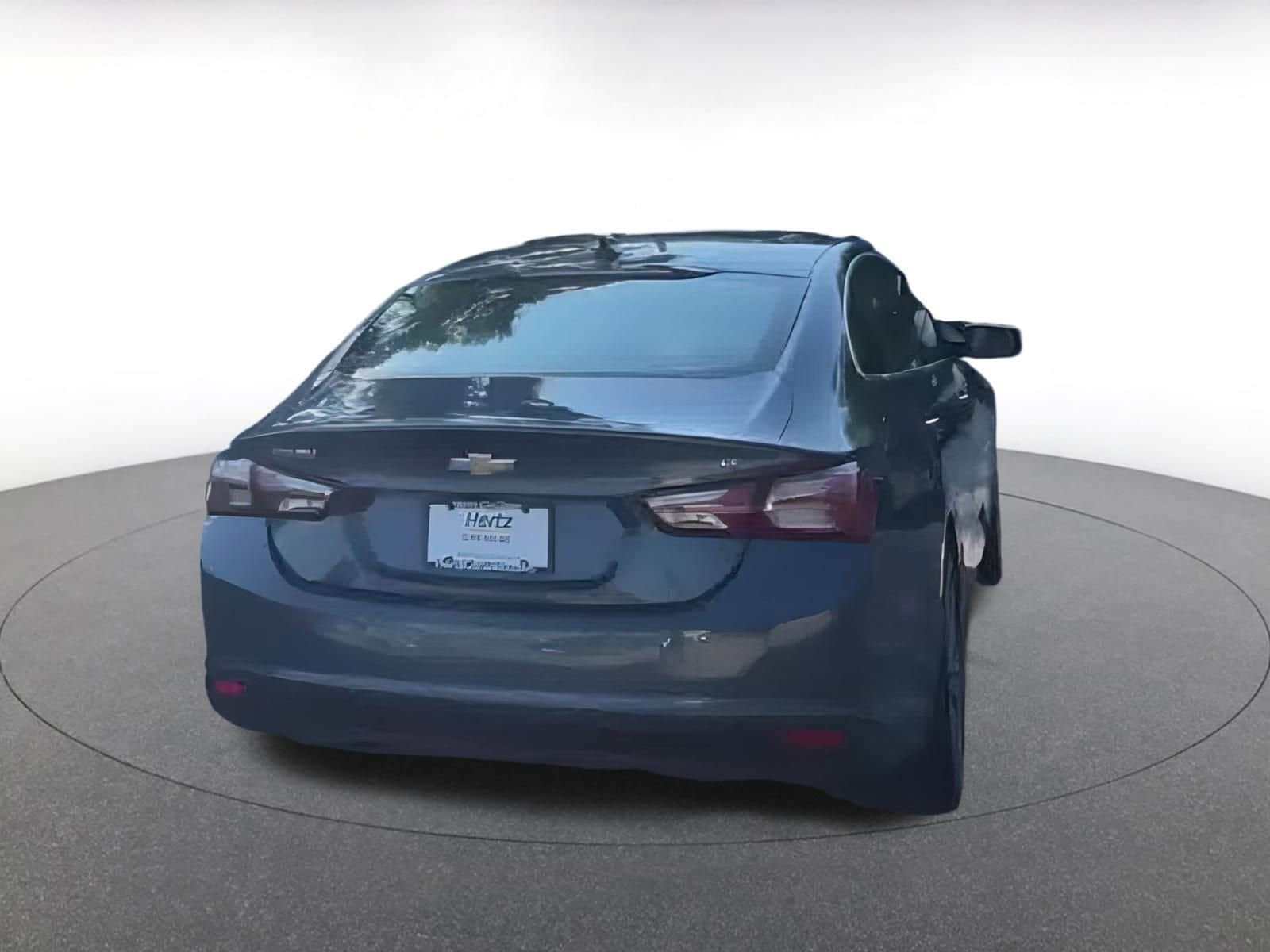 Thumbnail: 2024 Chevrolet Malibu - 12