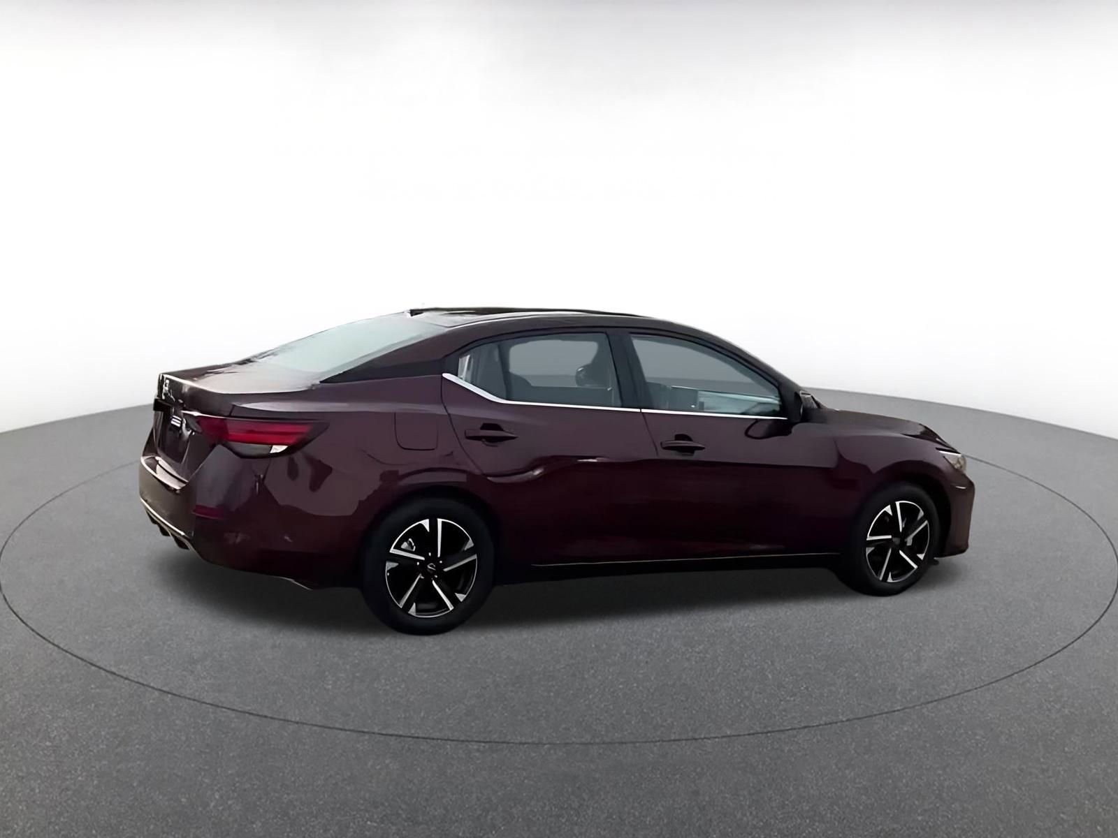 Thumbnail: 2025 Nissan Sentra - 4