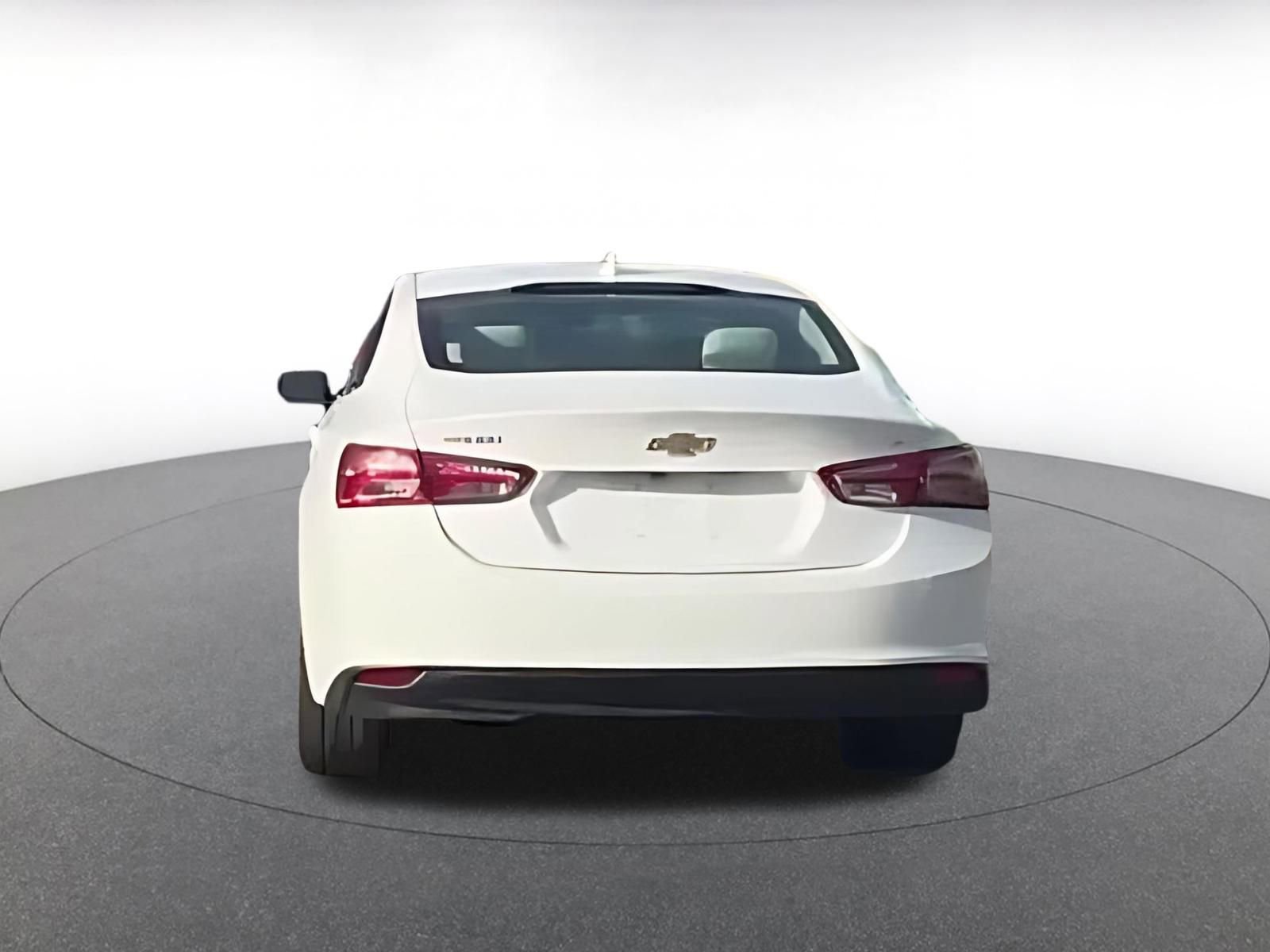 Thumbnail: 2024 Chevrolet Malibu - 11