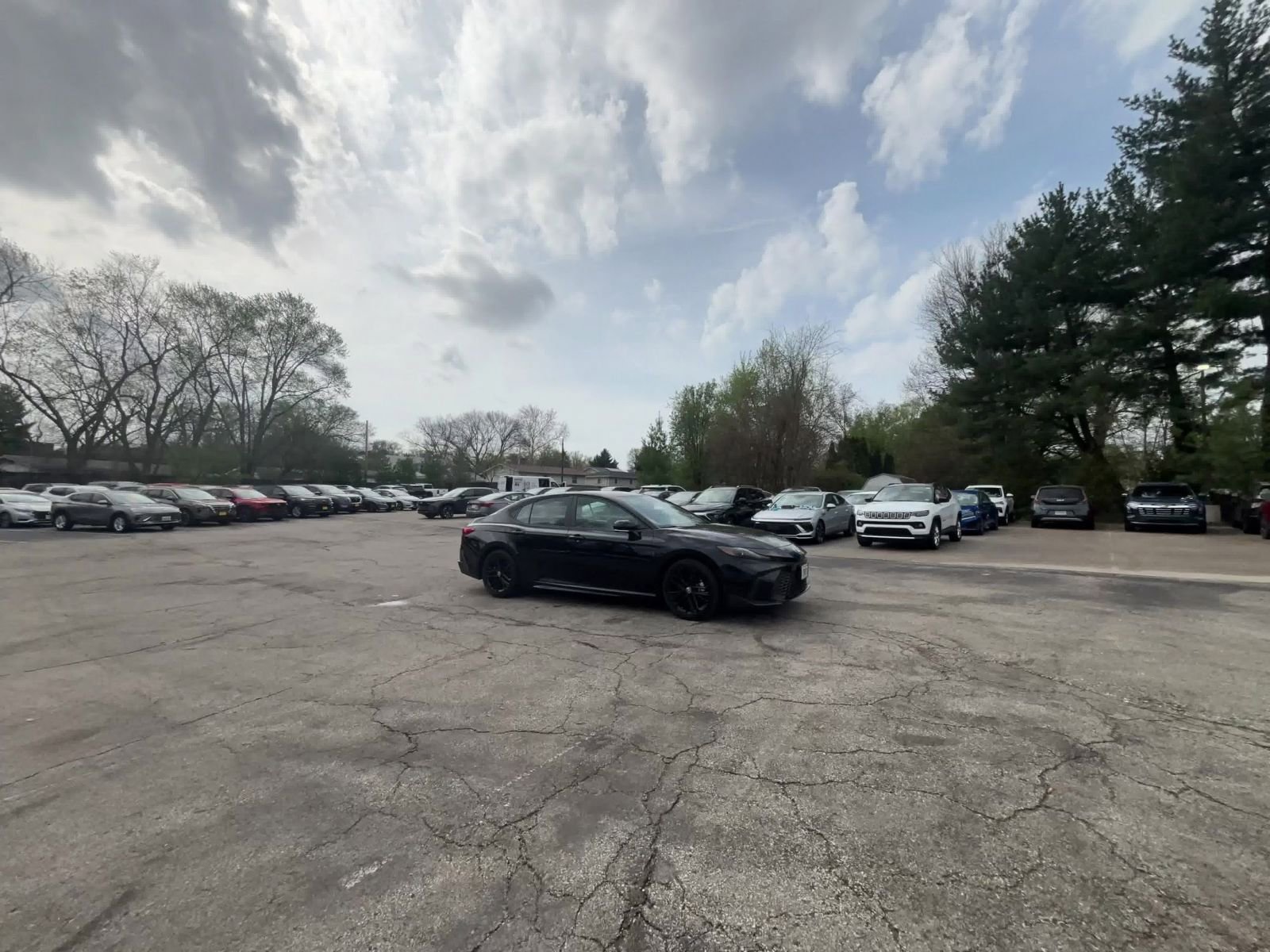 Thumbnail: 2025 Toyota Camry - 10