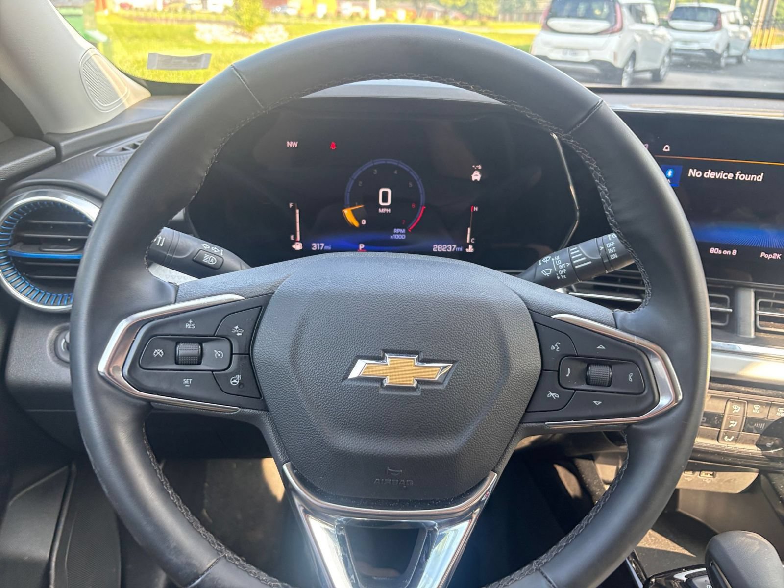 Thumbnail: 2025 Chevrolet Trax - 27