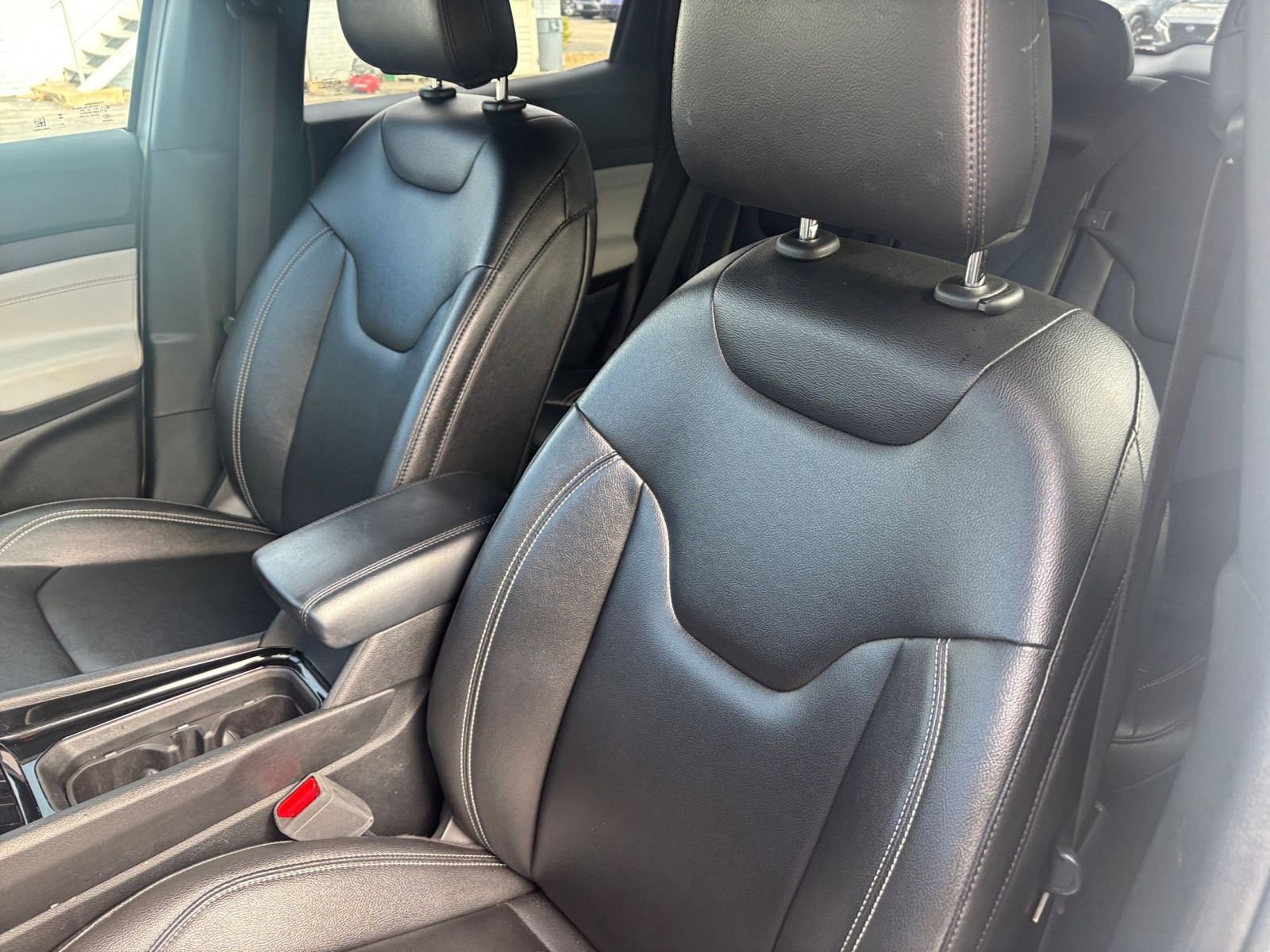 Thumbnail: 2025 Jeep Compass - 35