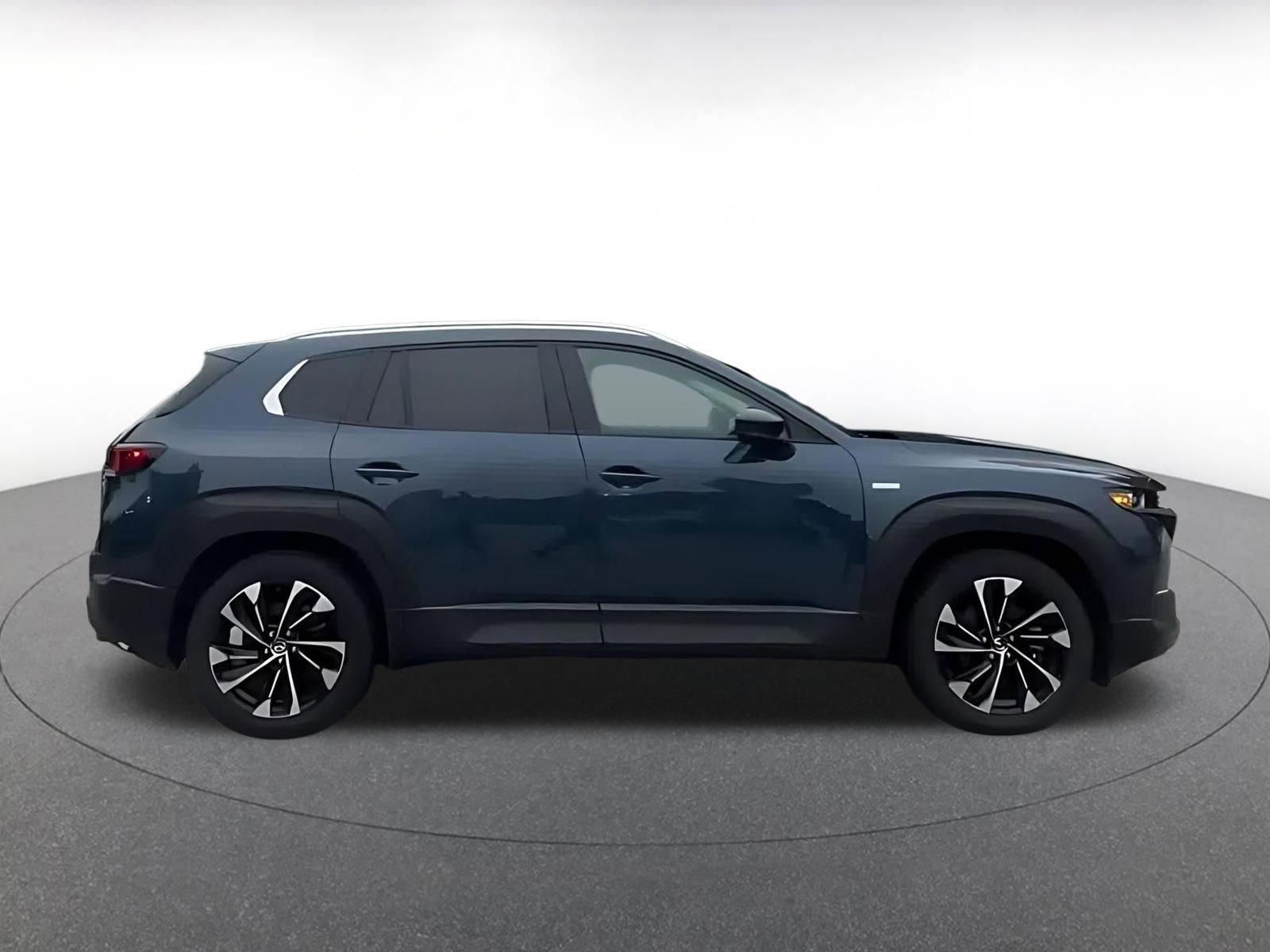 Thumbnail: 2025 Mazda CX-50 - 15