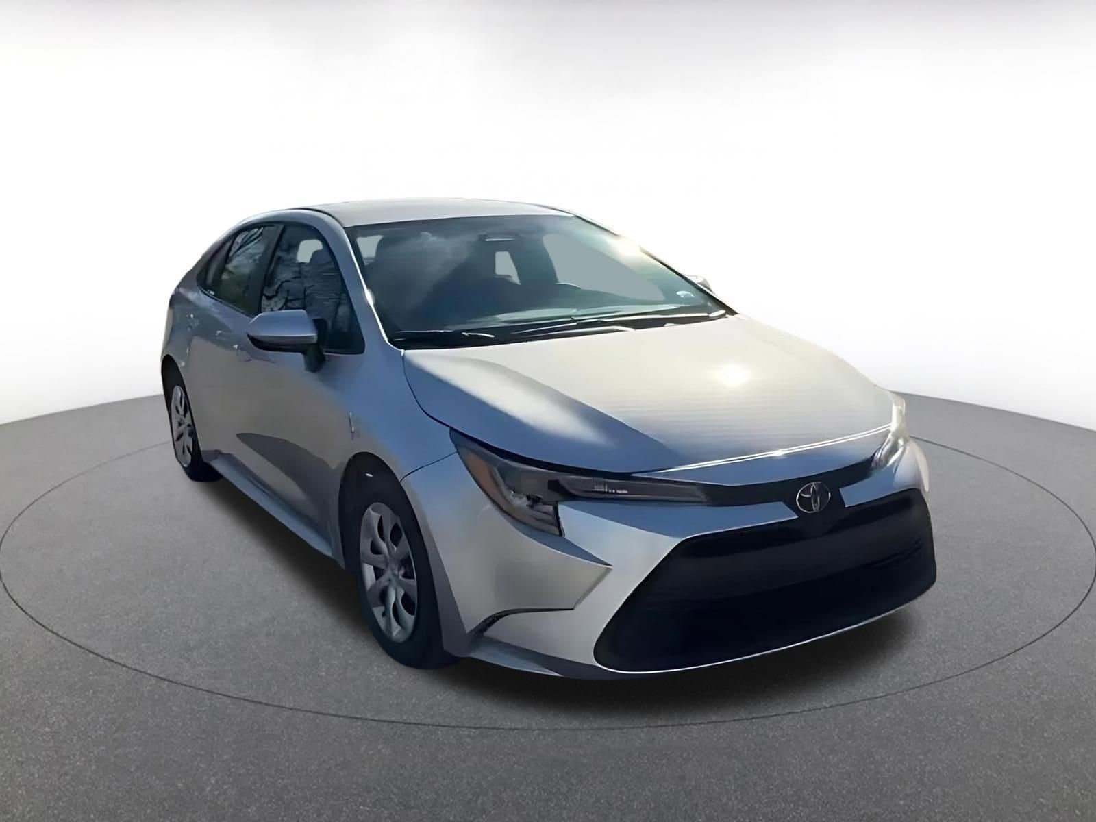 Thumbnail: 2025 Toyota Corolla - 3