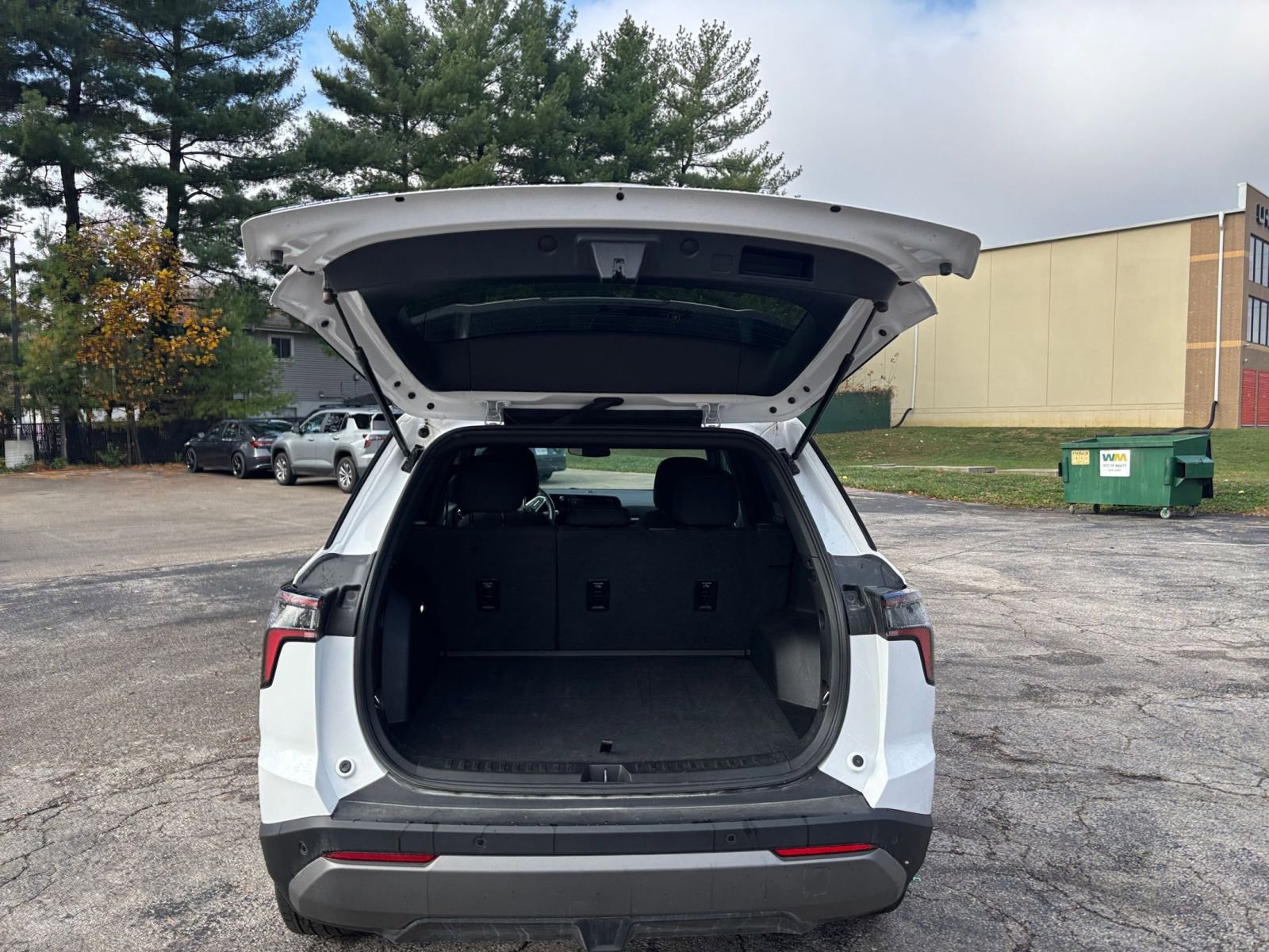 Thumbnail: 2025 Chevrolet Equinox - 29