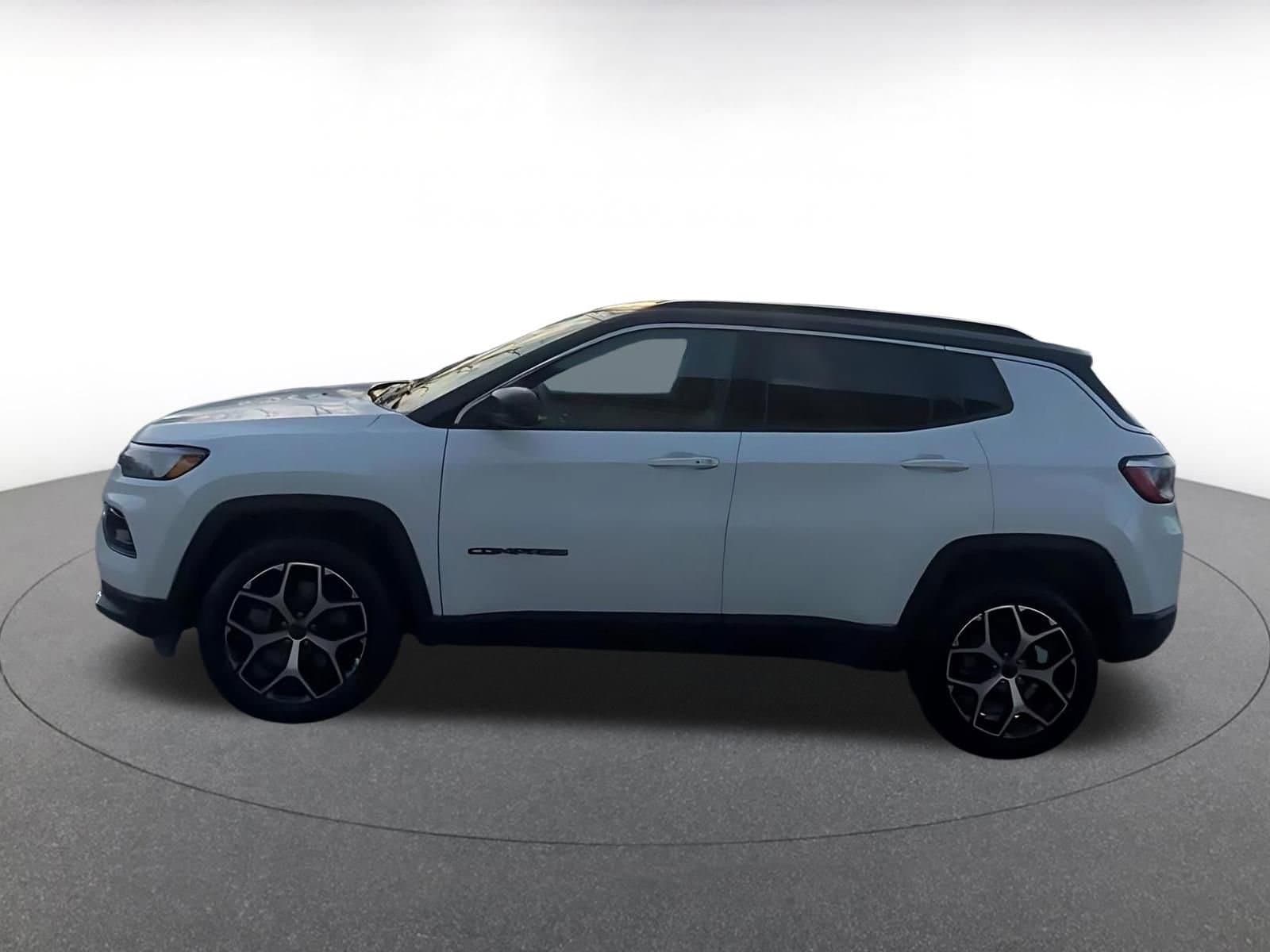 Thumbnail: 2025 Jeep Compass - 8