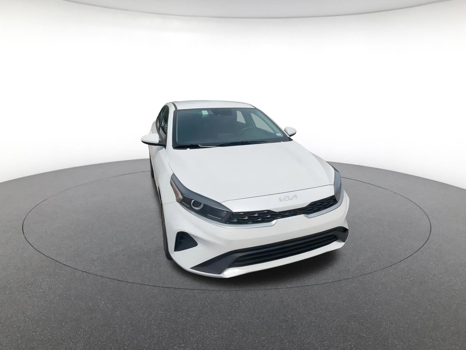 2024 Kia Forte LXS 3