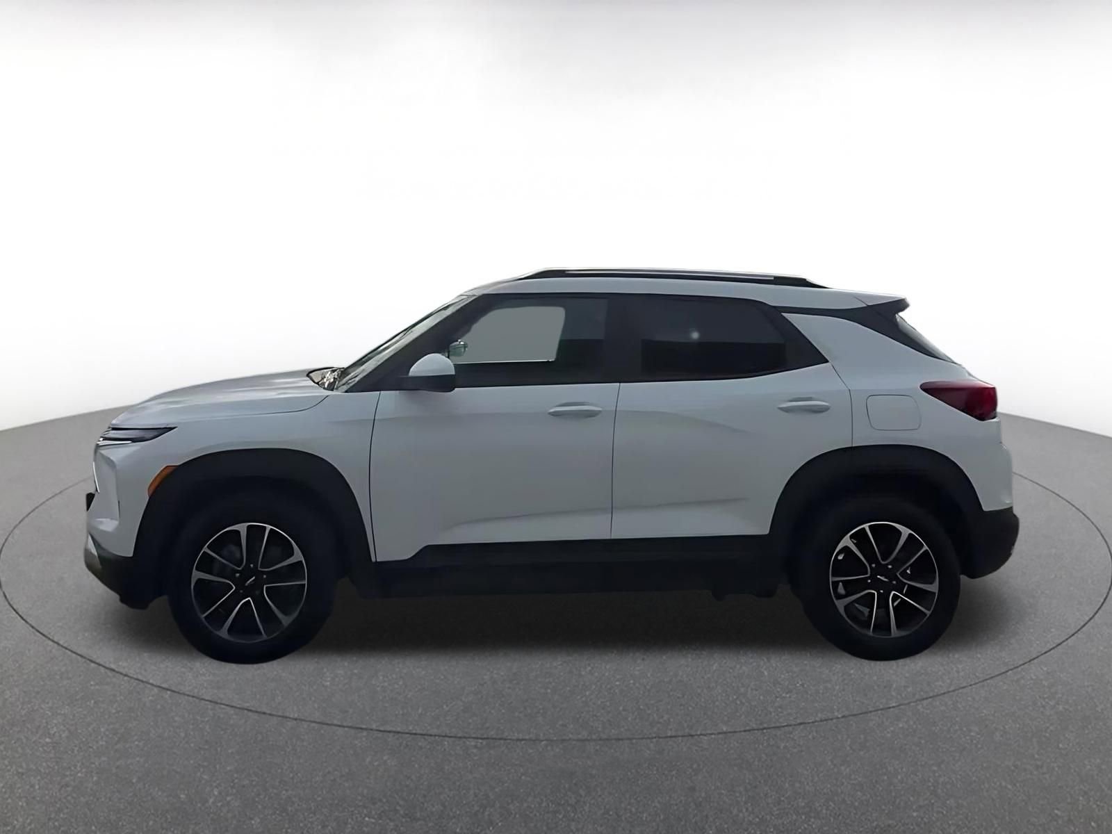 Thumbnail: 2025 Chevrolet TrailBlazer - 9