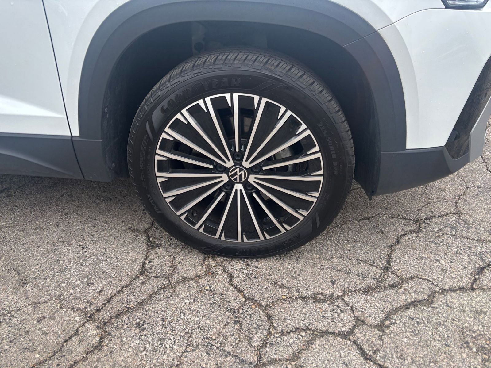 Thumbnail: 2025 Volkswagen Taos - 29