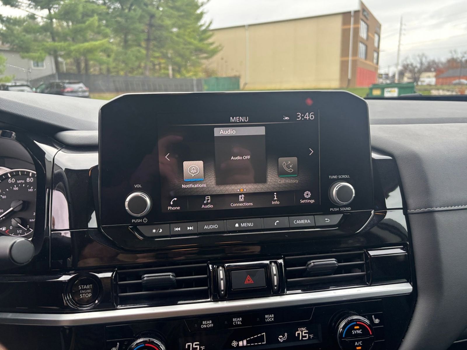 Thumbnail: 2025 Nissan Pathfinder - 18