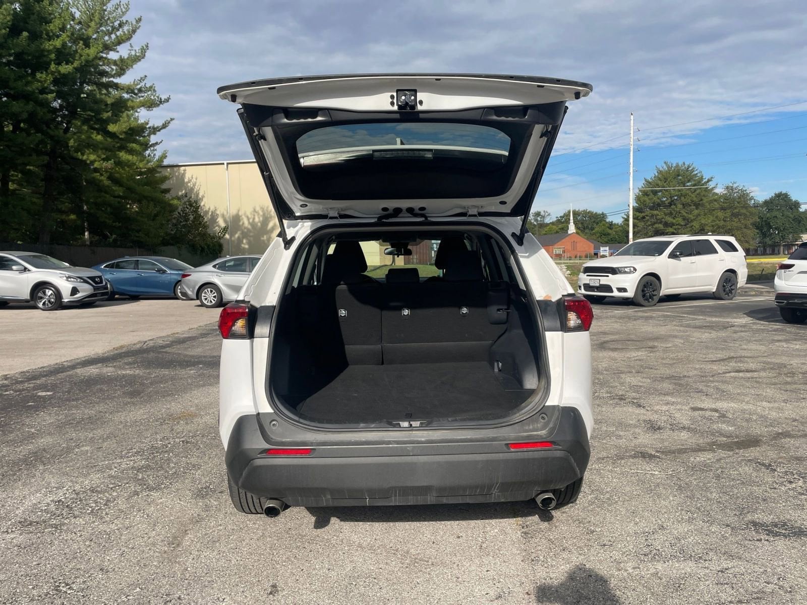 Thumbnail: 2025 Toyota RAV4 - 29