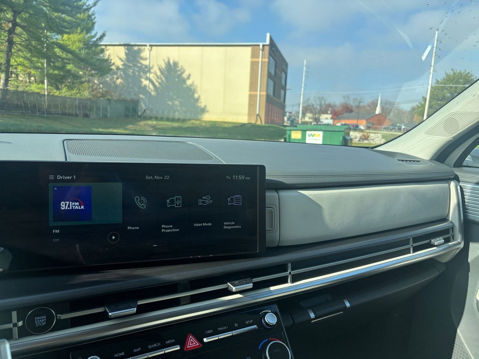 Thumbnail: 2025 Hyundai Santa Fe - 33