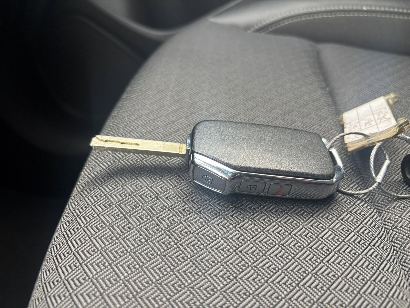 Thumbnail: 2025 Buick Encore GX - 21