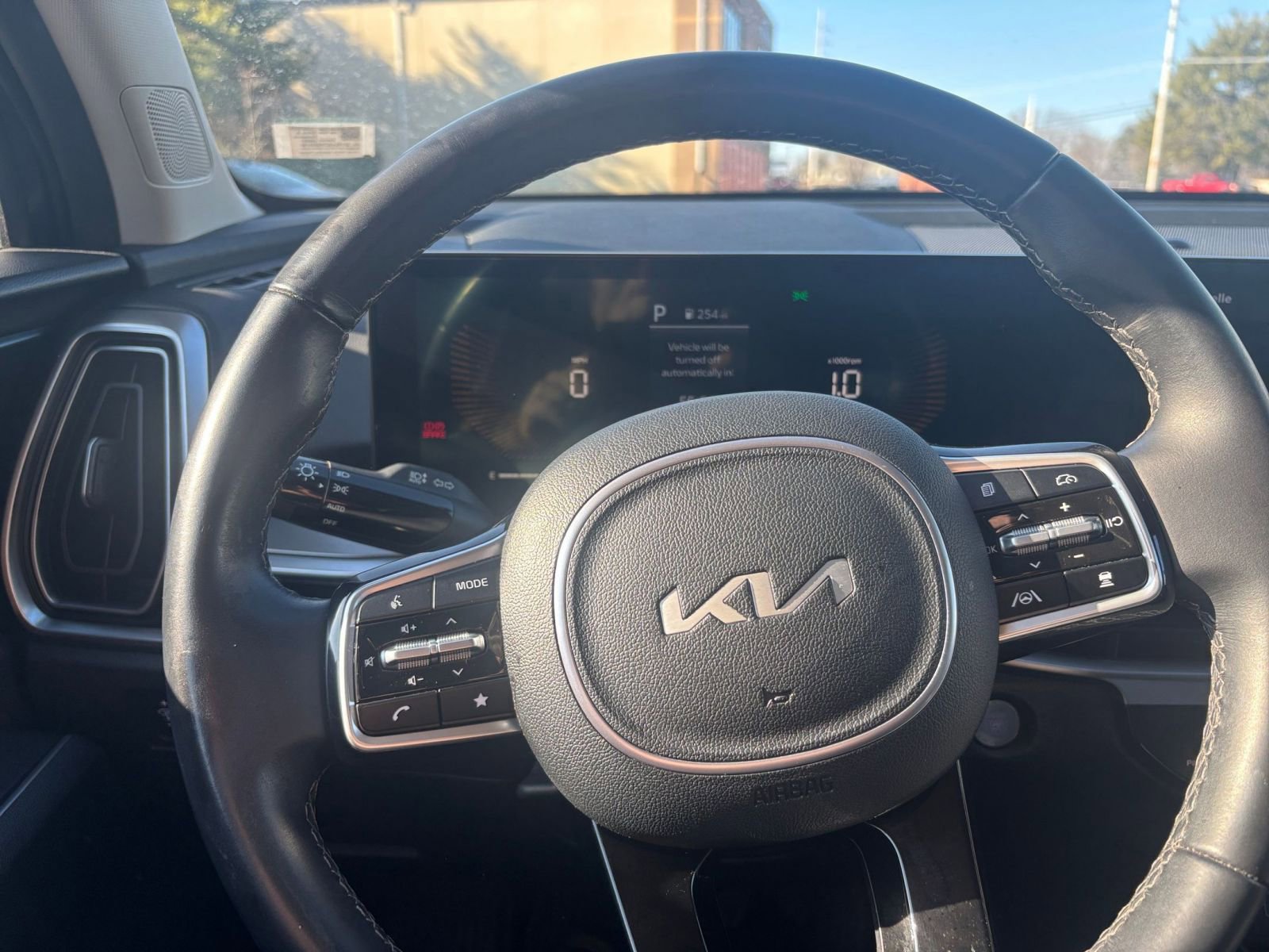 Thumbnail: 2024 Kia Sorento - 32