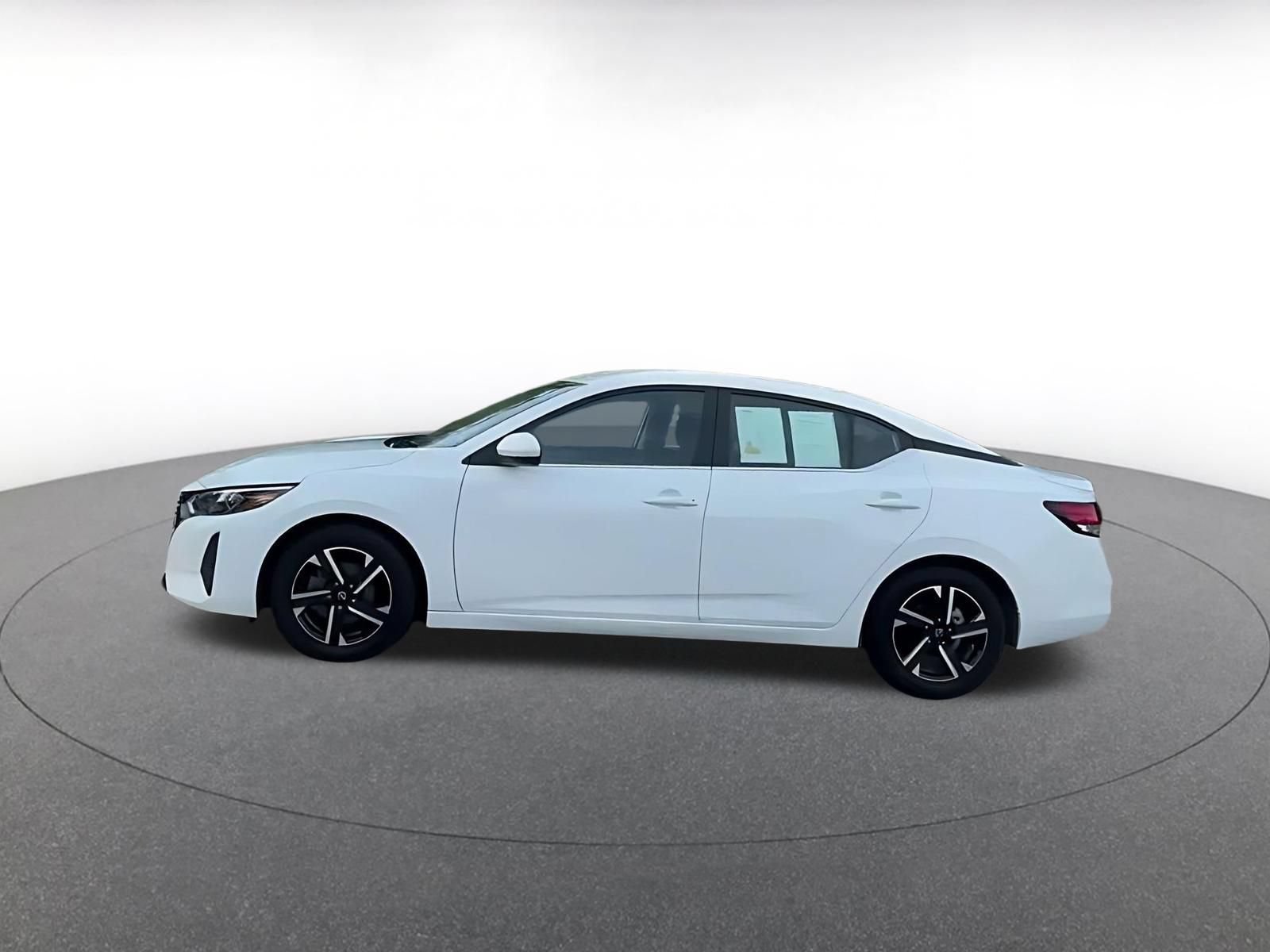 Thumbnail: 2025 Nissan Sentra - 8