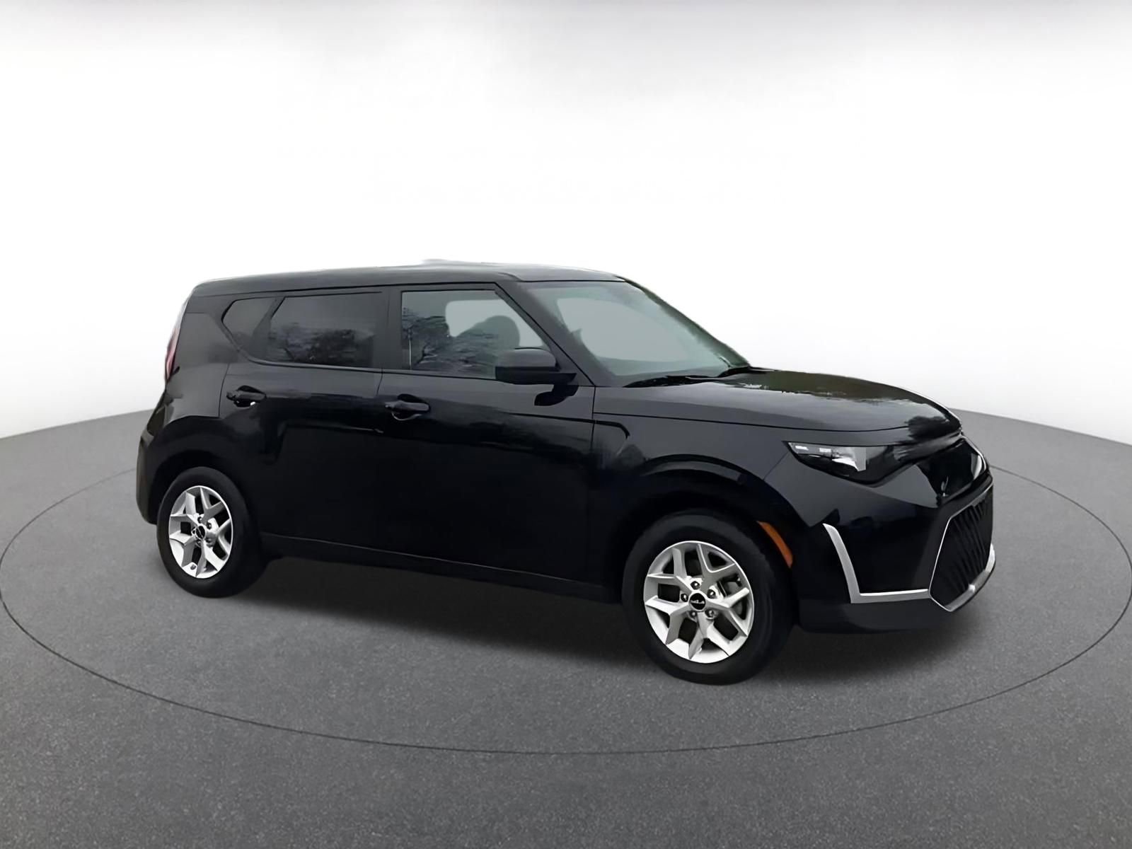 Thumbnail: 2025 Kia Soul - 2