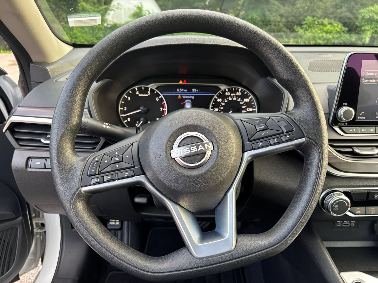 Thumbnail: 2025 Nissan Altima - 32