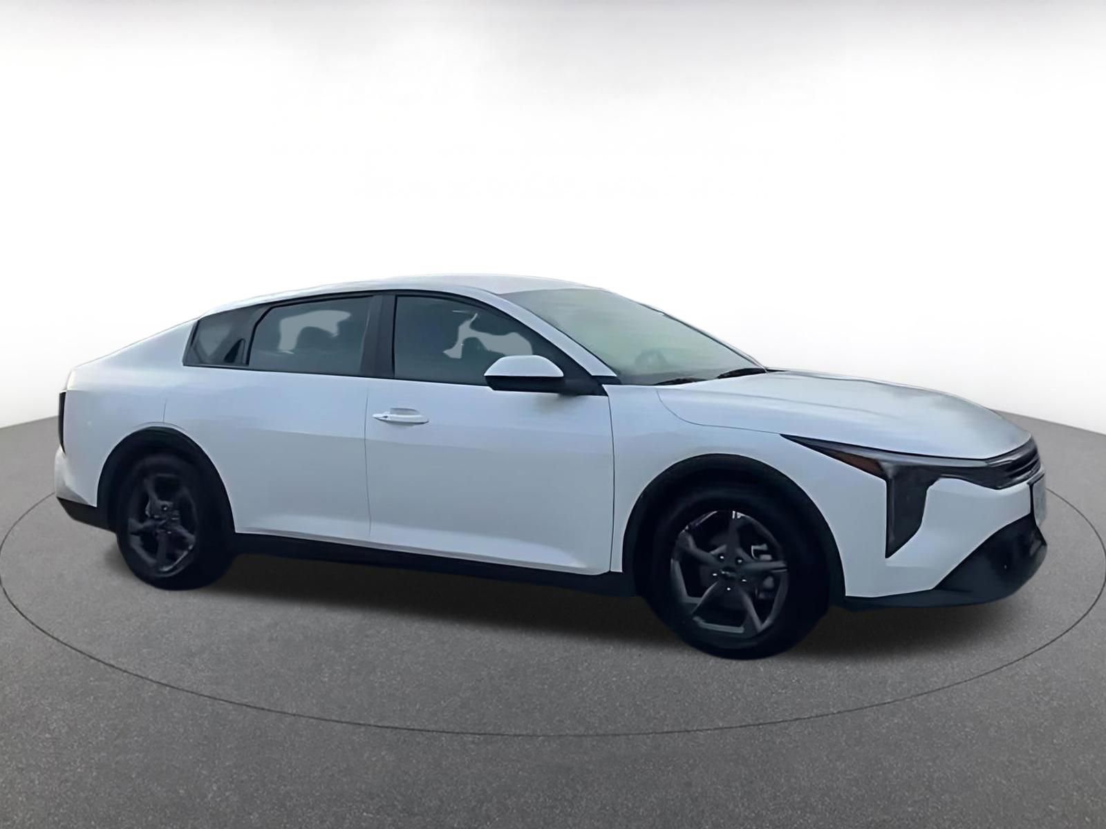 Thumbnail: 2025 Kia K4 - 4