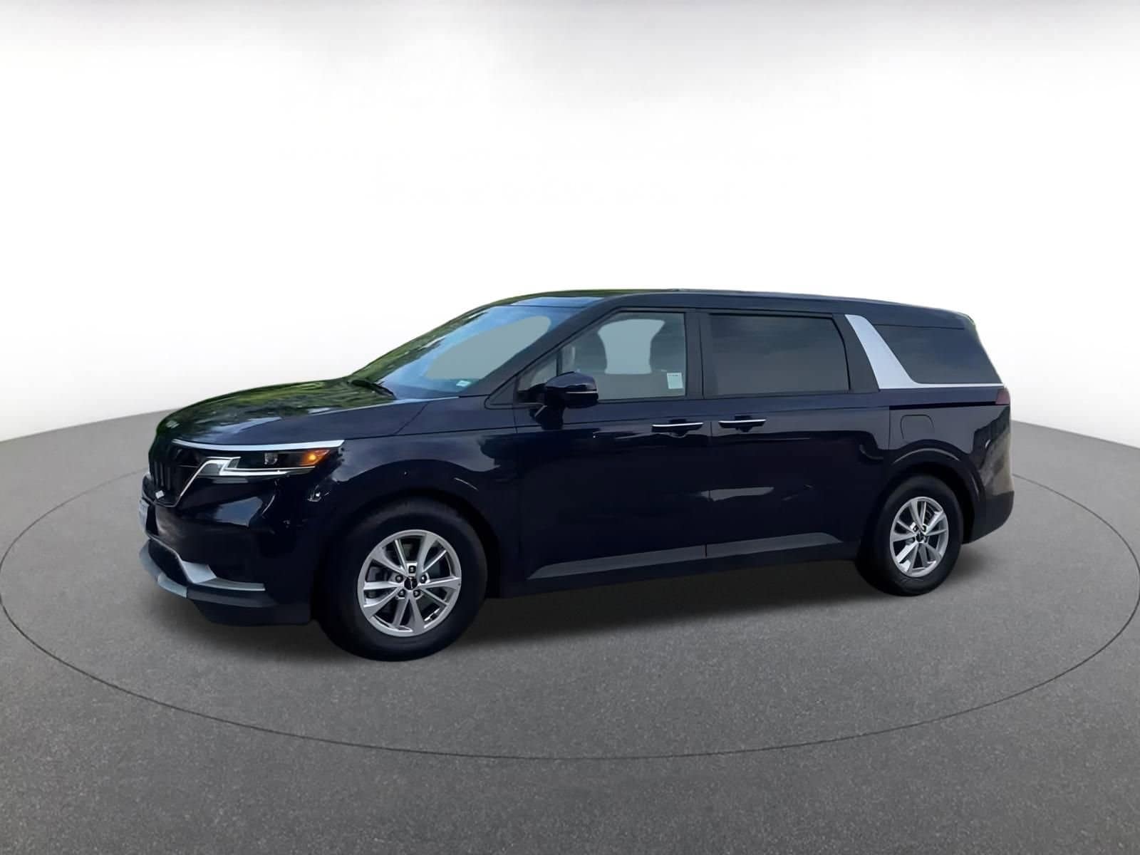 Thumbnail: 2024 Kia Carnival - 8