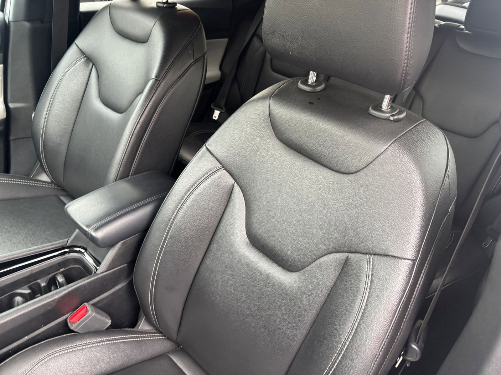 Thumbnail: 2025 Jeep Compass - 34