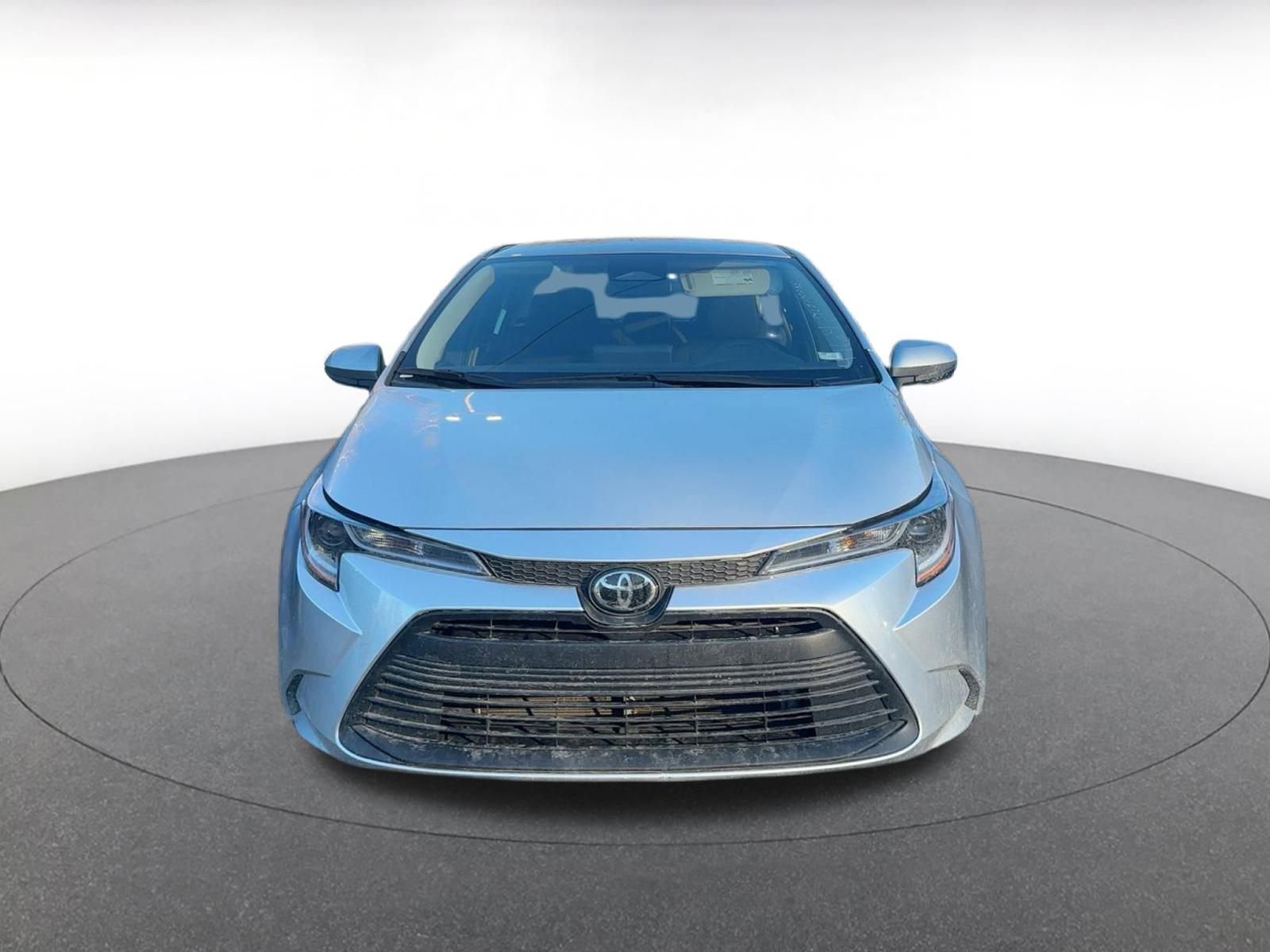 Thumbnail: 2025 Toyota Corolla - 2