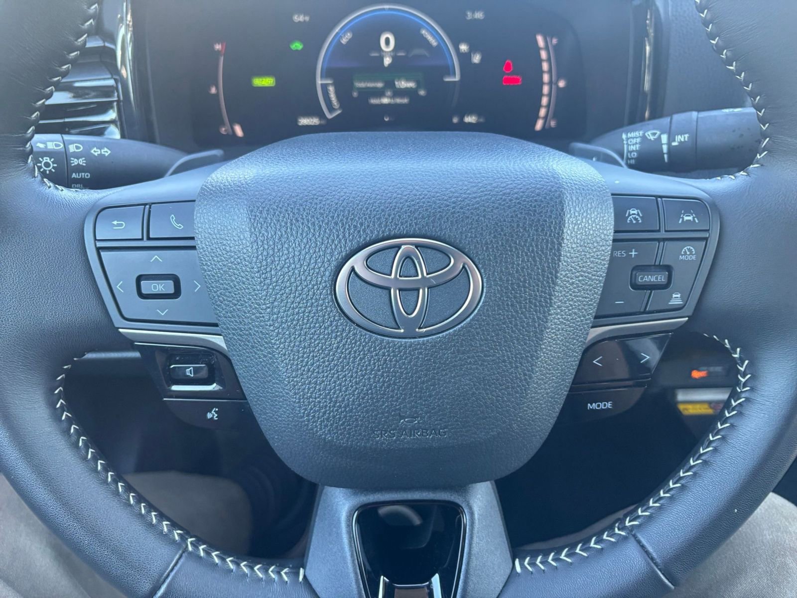 Thumbnail: 2025 Toyota Camry - 27