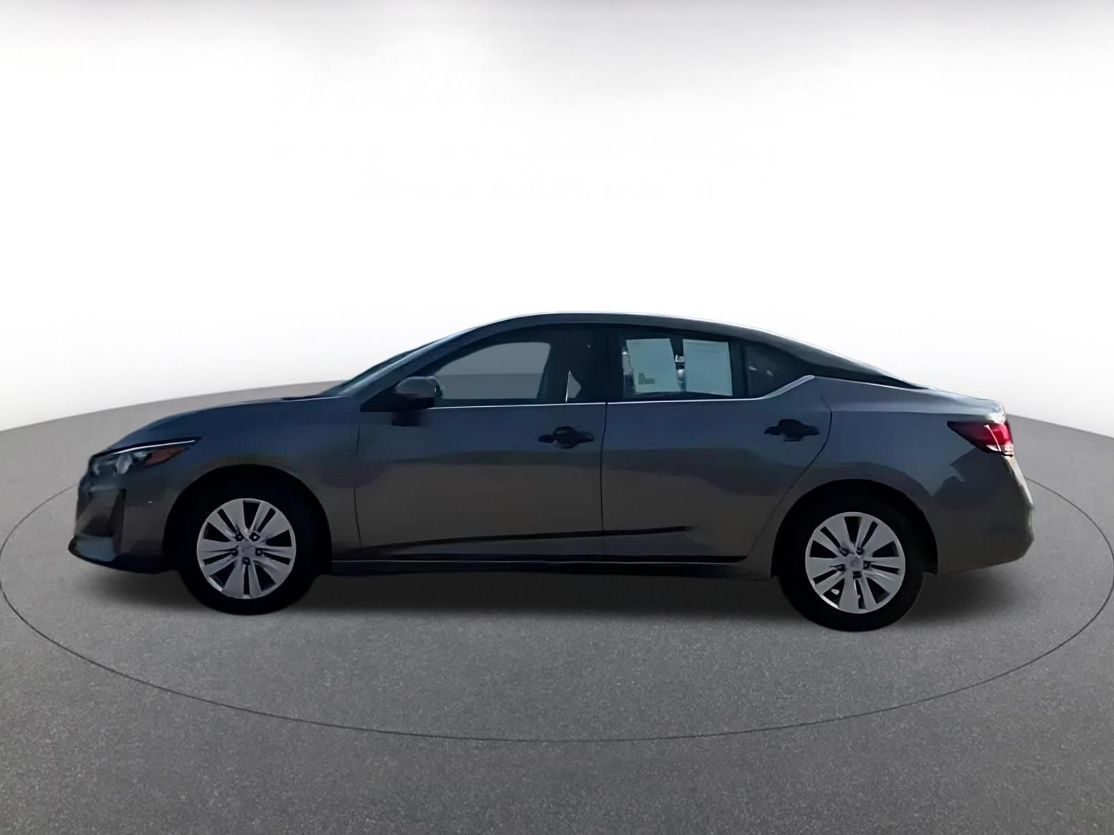 Thumbnail: 2025 Nissan Sentra - 10