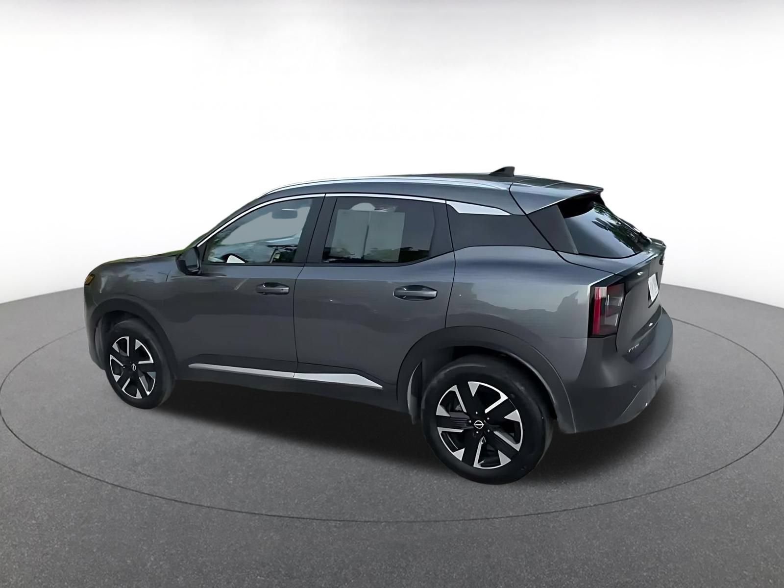 Thumbnail: 2026 Nissan Kicks - 9