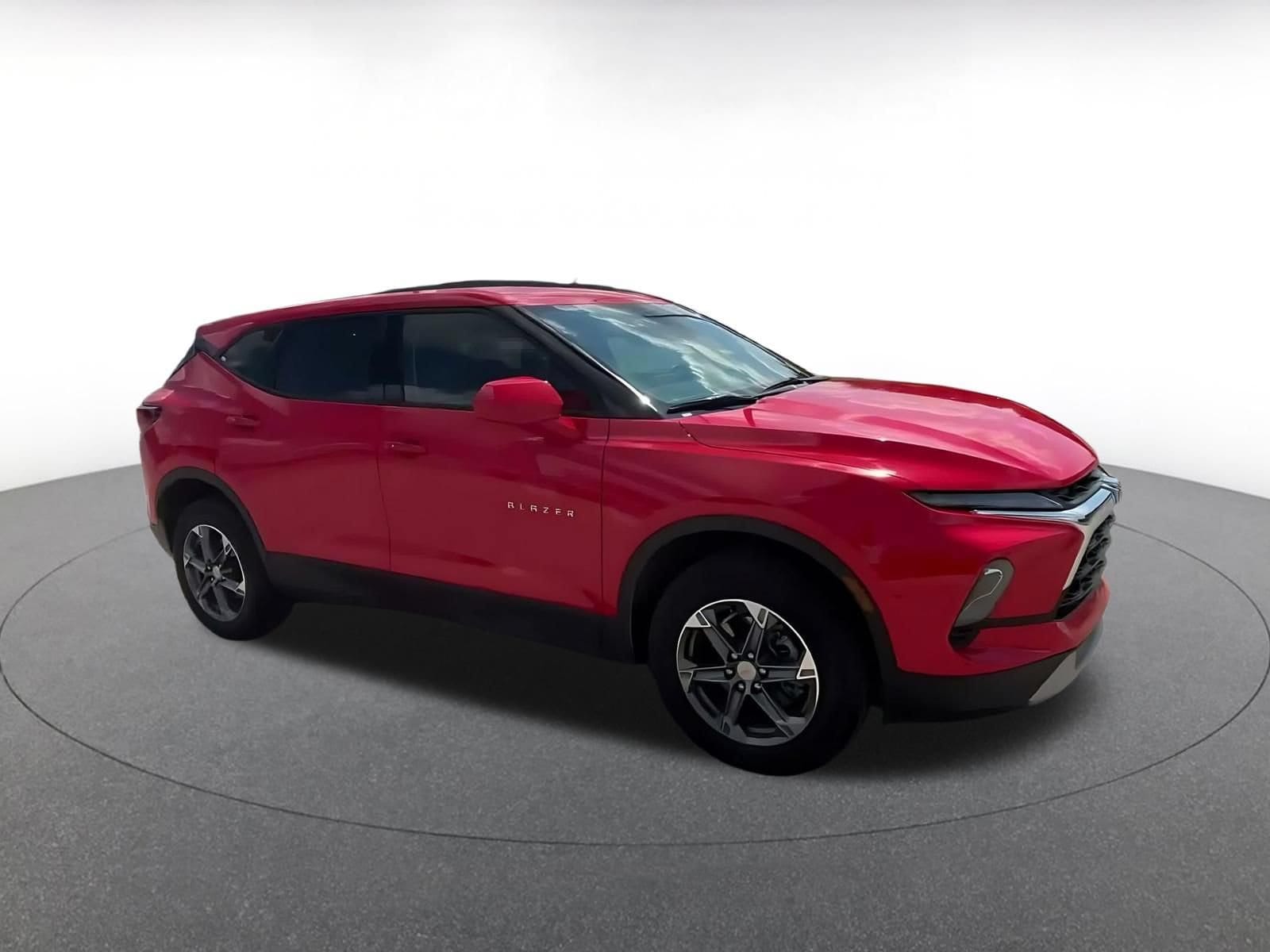 Thumbnail: 2026 Chevrolet Blazer - 2