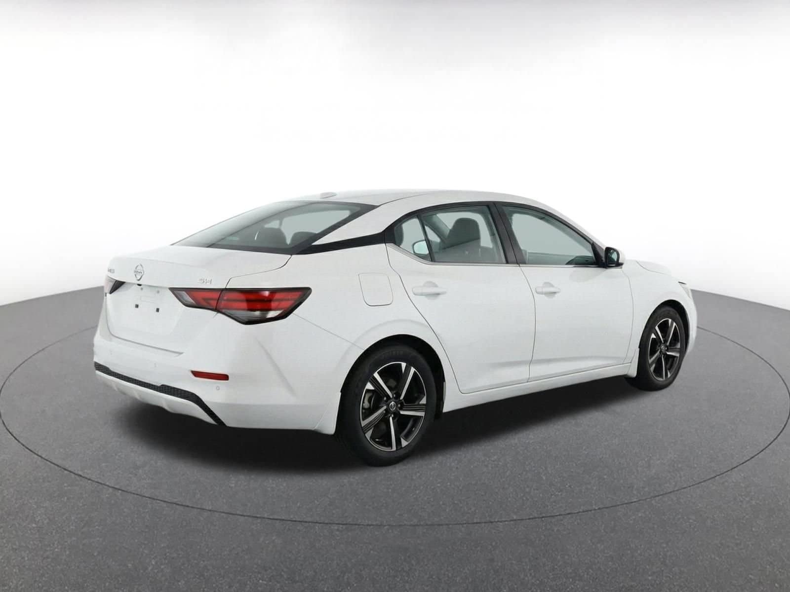 Thumbnail: 2025 Nissan Sentra - 8
