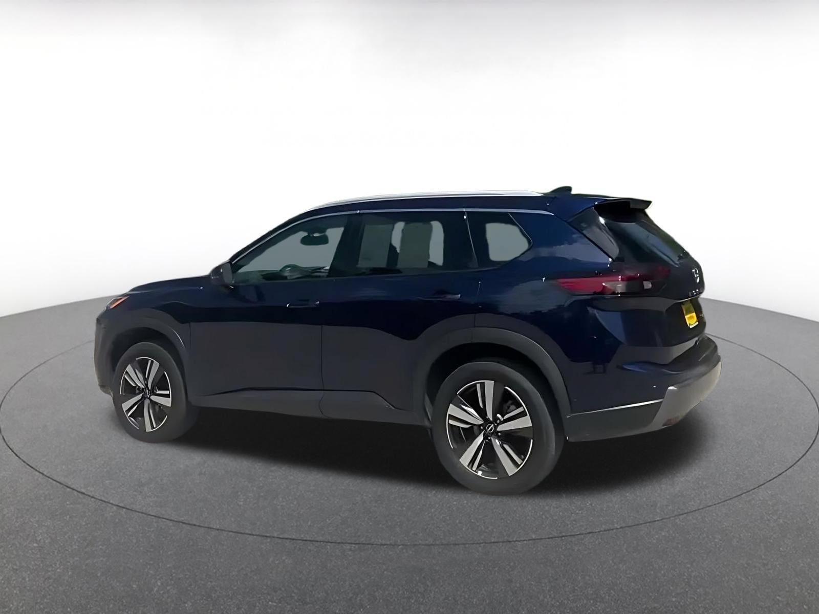 Thumbnail: 2026 Nissan Rogue - 8