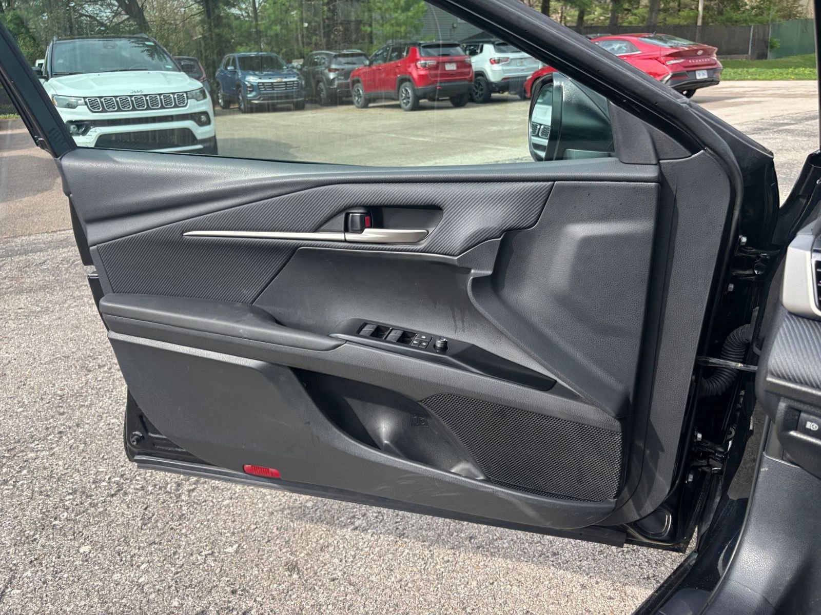 Thumbnail: 2025 Toyota Camry - 18